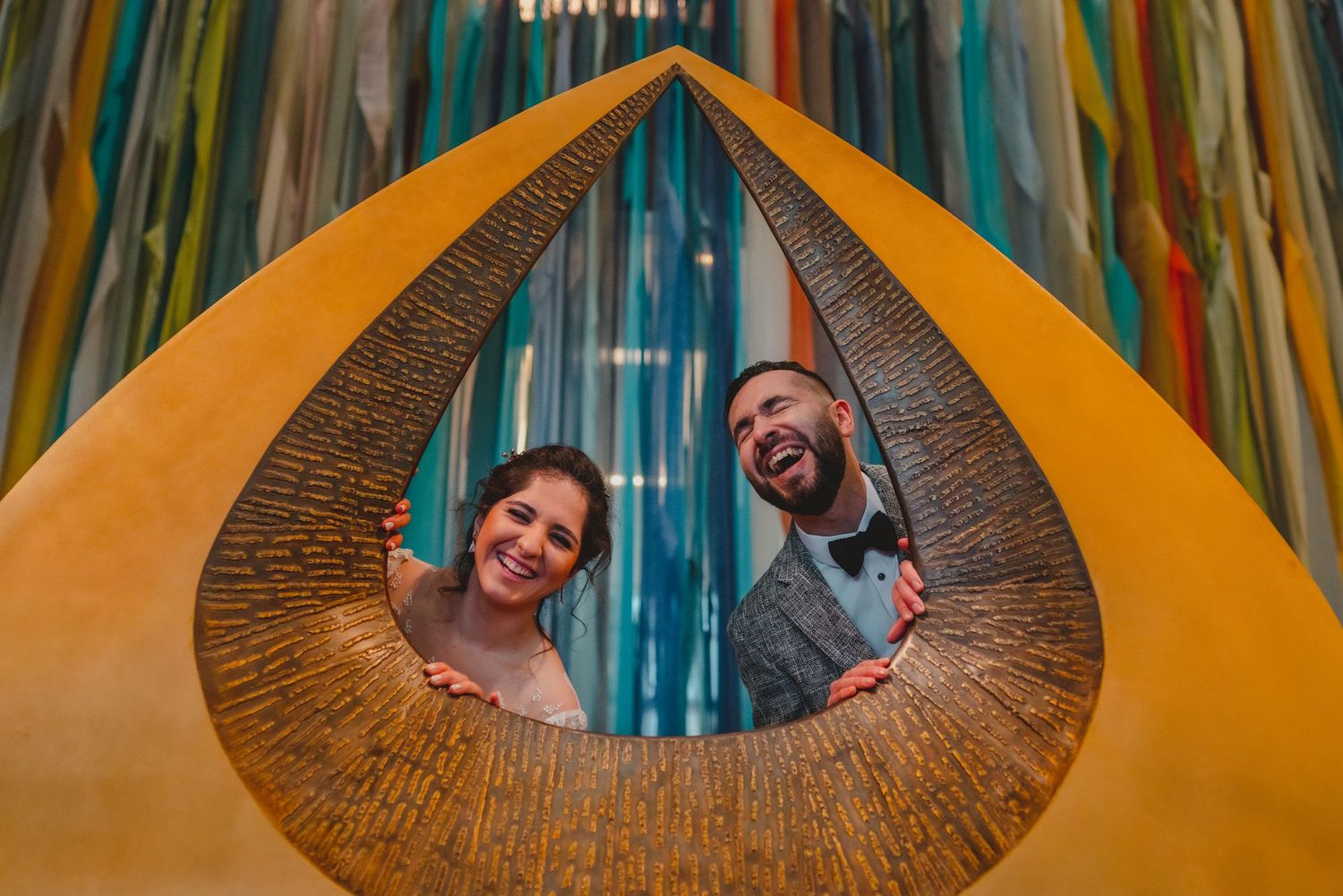 Fotografía de bodas y video de bodas en Santiago de Chile. Sesiones preboda y postboda, edición cinematográfica y cobertura completa.