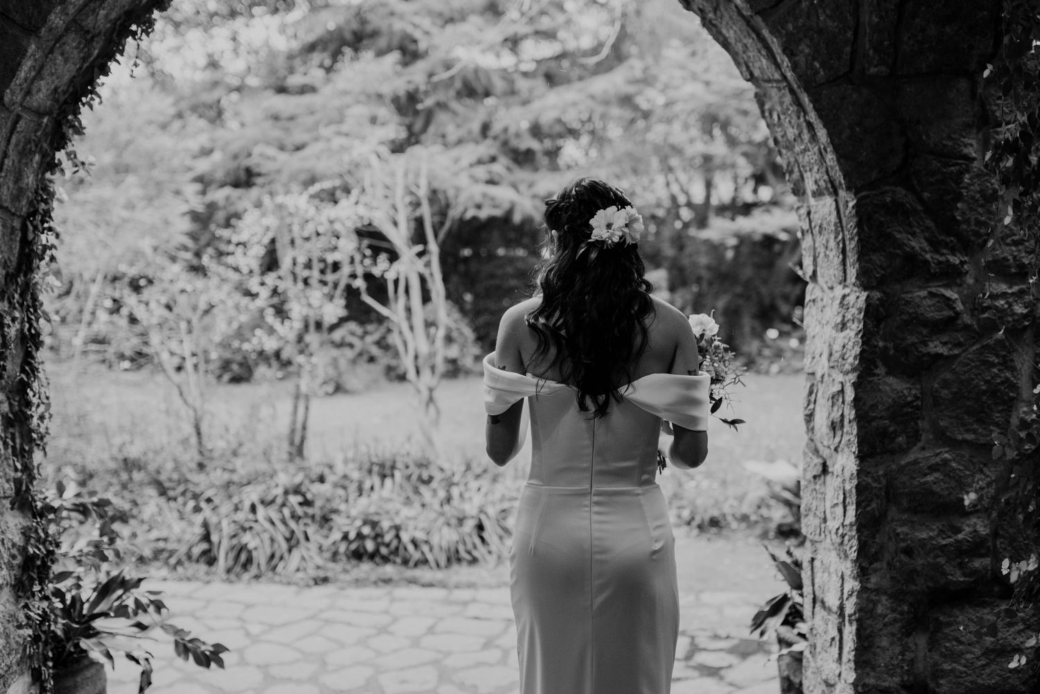 Fotografía de bodas y video de bodas en Santiago de Chile. Sesiones preboda y postboda, edición cinematográfica y cobertura completa.