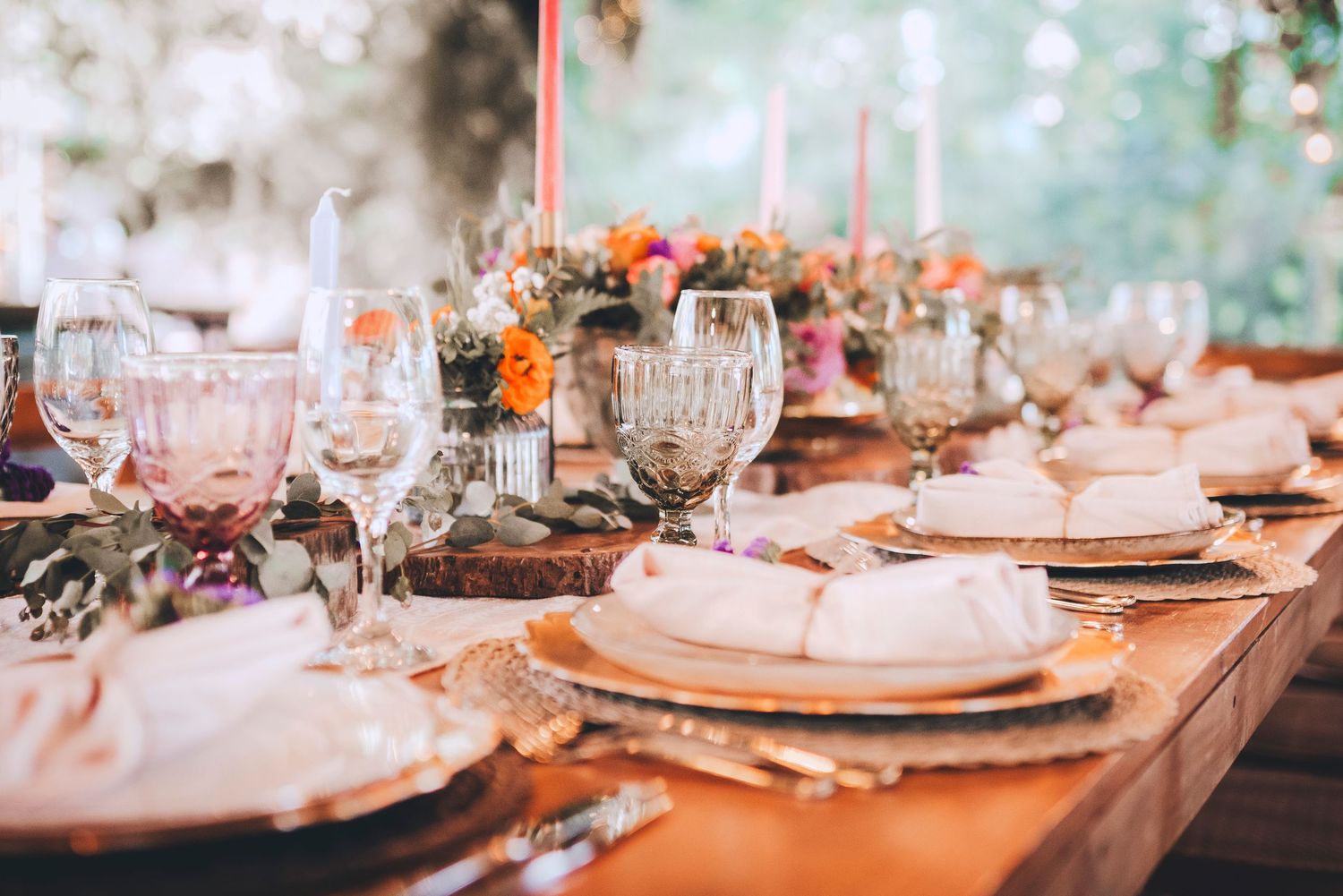 Fotografía de bodas y video de bodas en Santiago de Chile. Sesiones preboda y postboda, edición cinematográfica y cobertura completa.