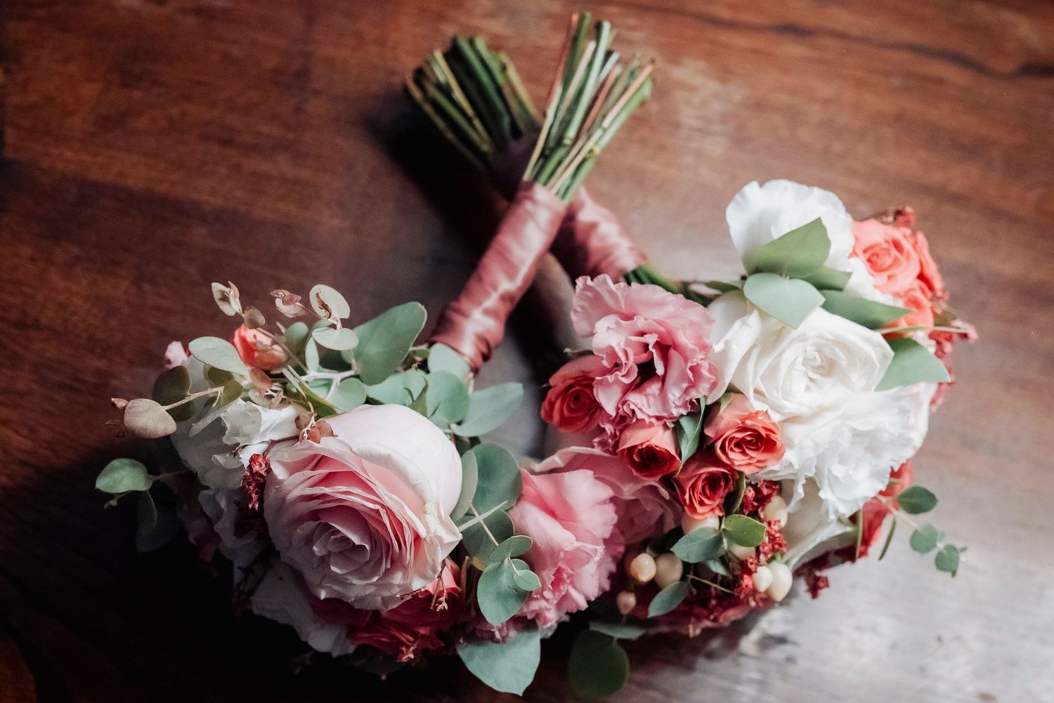 Fotografía de bodas y video de bodas en Santiago de Chile. Sesiones preboda y postboda, edición cinematográfica y cobertura completa.