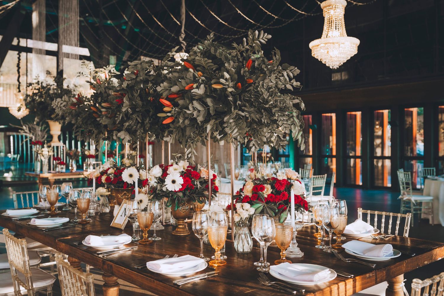 Fotografía de bodas y video de bodas en Santiago de Chile. Sesiones preboda y postboda, edición cinematográfica y cobertura completa.