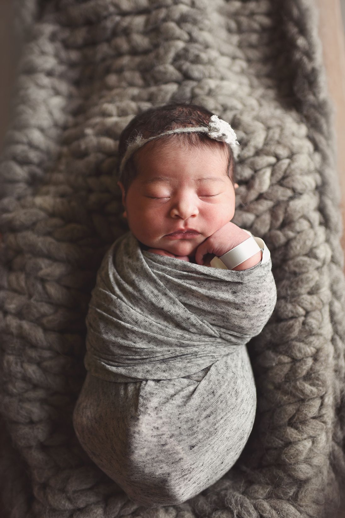 Omaha Nebraska Newborn Photographer -  Elkhorn Nebraska Fresh48 -  Newborn Session - Fall Family Photographer - Hospital Fresh48 - 1 day old