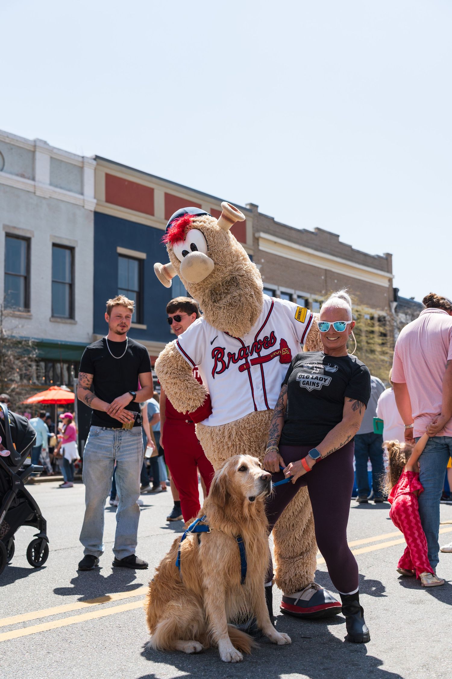 Dock diving- Paws for Portraits- cherry blossom festival Macon- Atlanta Braves