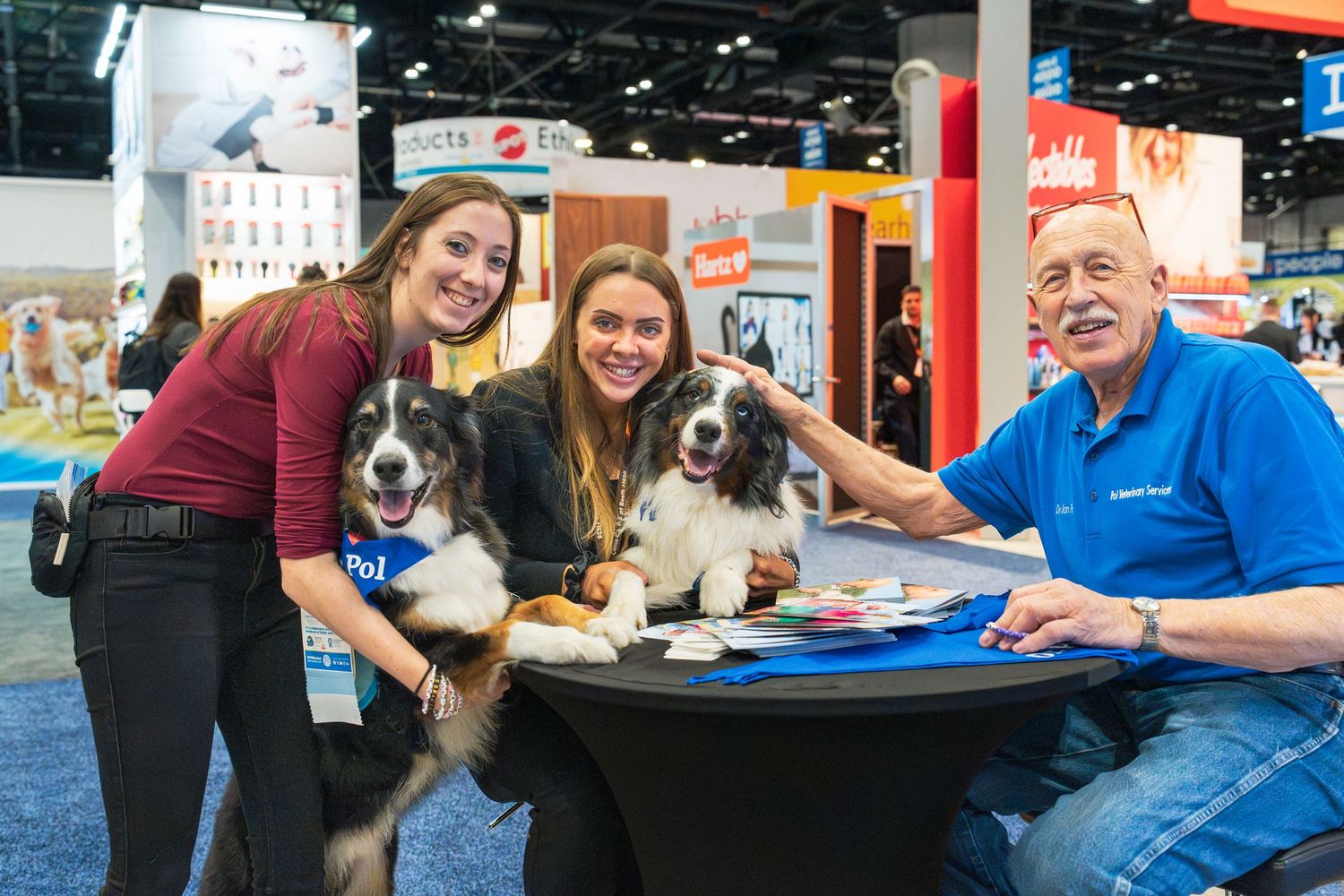 Global Pet expo- Orlando- Paws for Portraits- Dog- pet influencers- Dr. pols