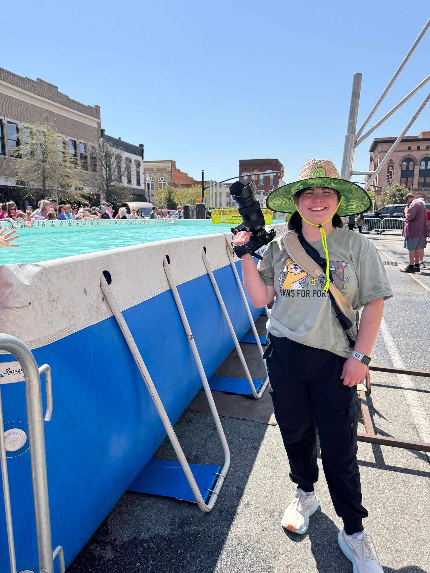 Dock diving- Paws for Portraits- cherry blossom festival Macon- Ashley Summerville