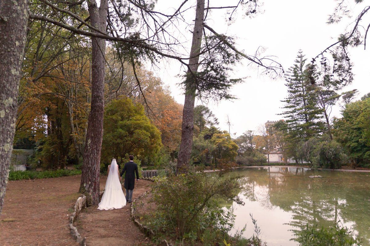 Reportagem de casamento na Quinta da Serra em Sintra - sessão fotográfica dos noivos