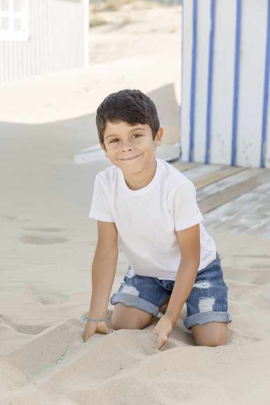 Sessão fotográfica de família na Praia da Saúde - retrato infantil