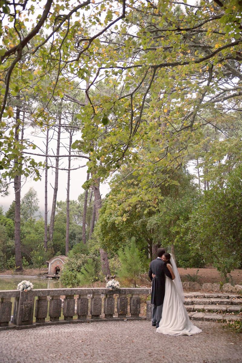 Reportagem de casamento na Quinta da Serra em Sintra - sessão fotográfica dos noivos