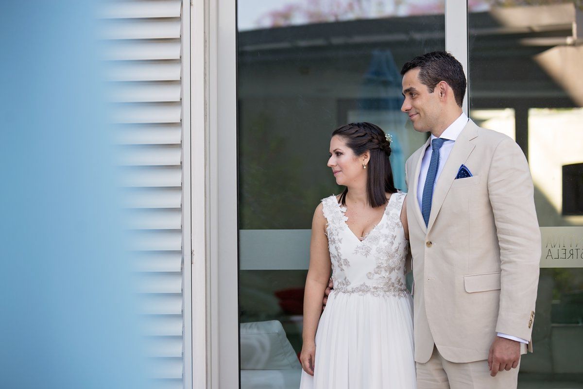 Reportagem de casamento no Hotel da Estrela - sessão fotográfica dos noivos