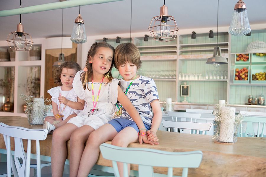 Sessão Fotografia de Família em Lisboa - Fotografia Infantil - sessões lifestyle no exterior e em casa