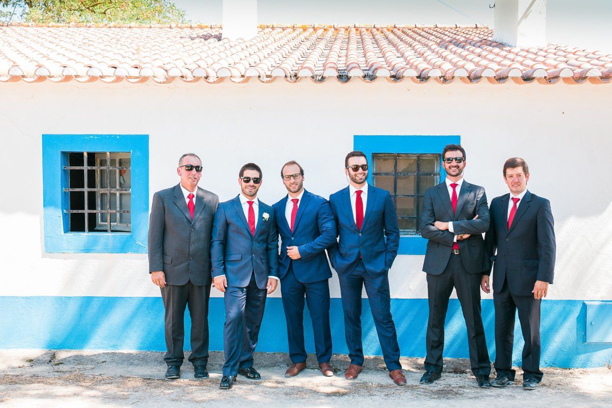 Reportagem de casamento na Herdade da Agolada de Cima - noivo e padrinhos