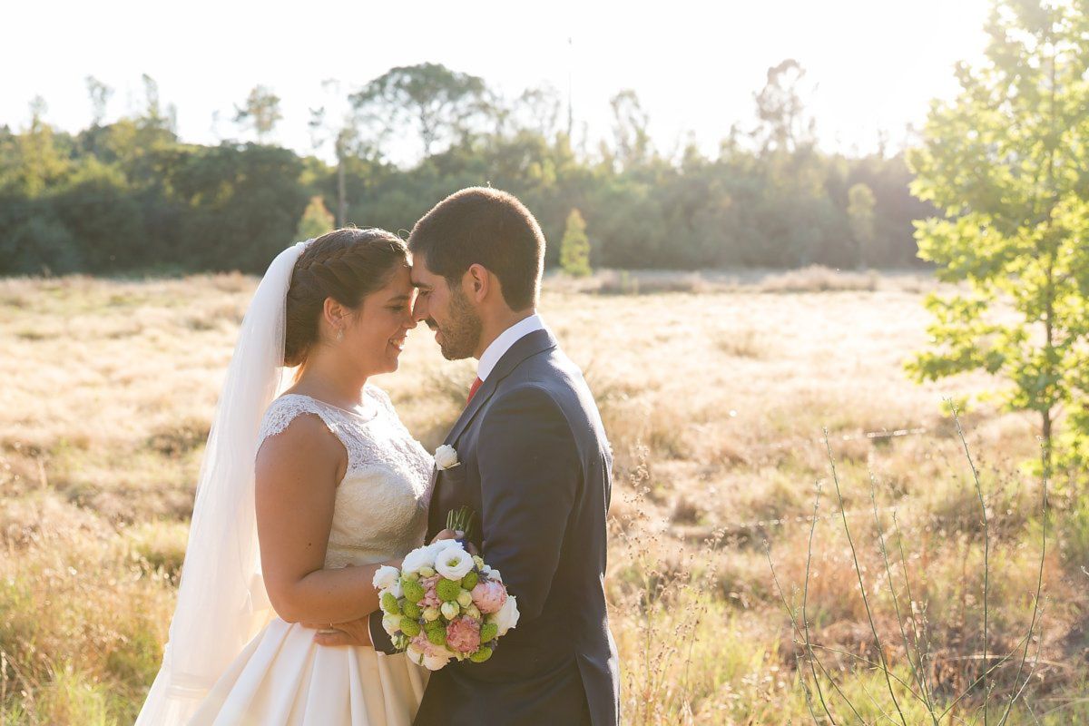 Reportagem de casamento na Herdade da Agolada de Cima - sessão fotográfica dos noivos