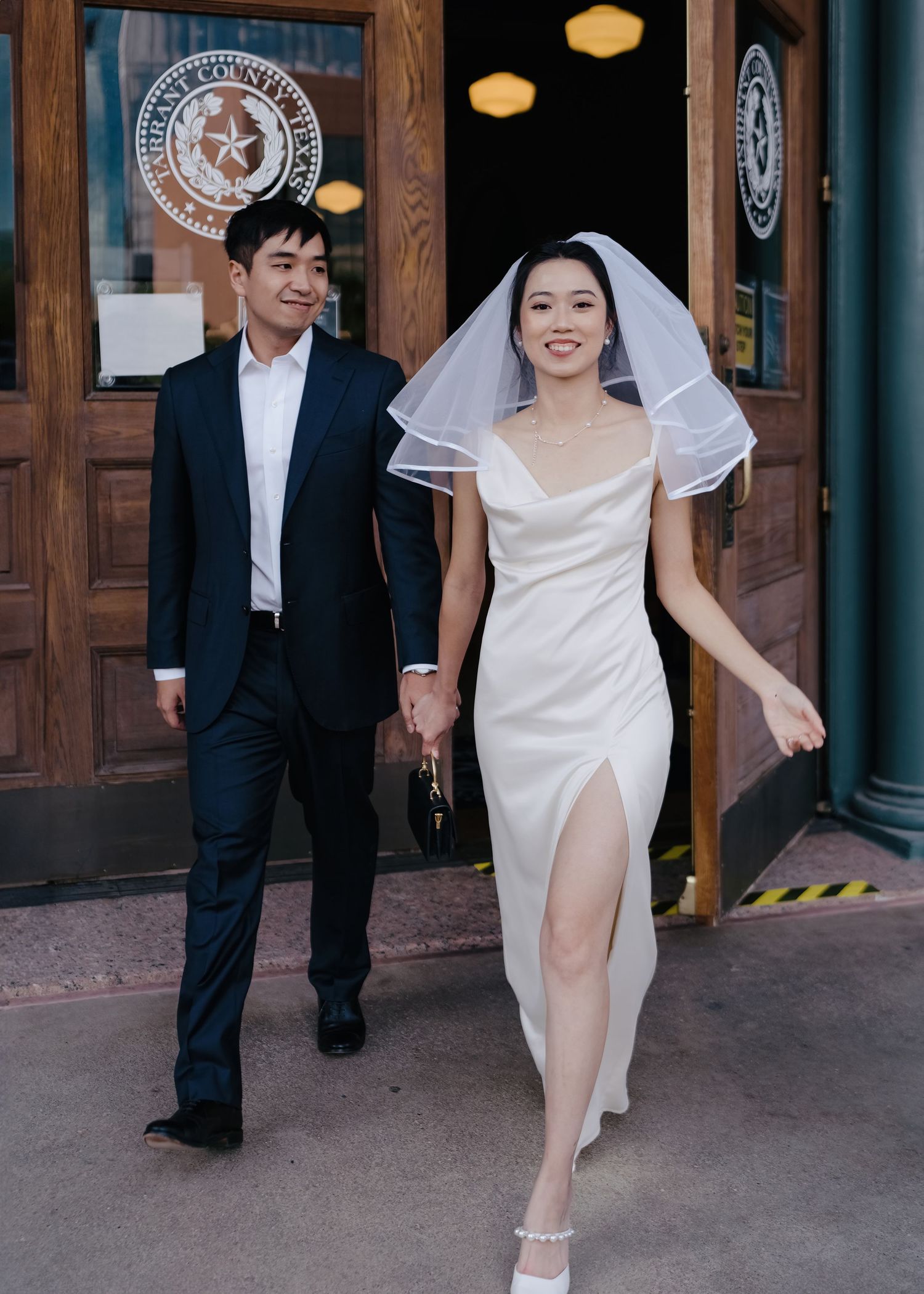 the Tarrant County historic courthouse wedding photos