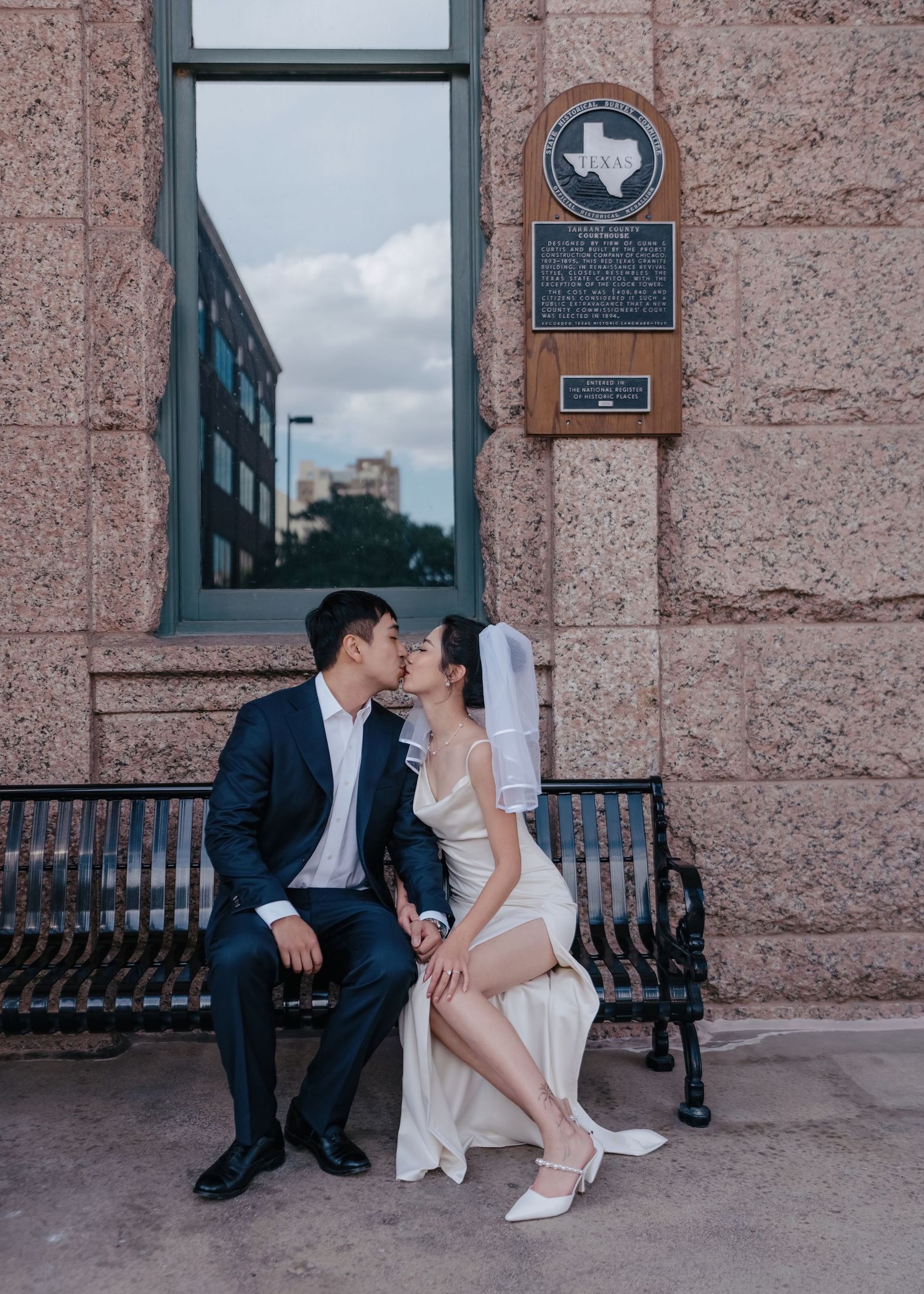 the Tarrant County historic courthouse wedding photos