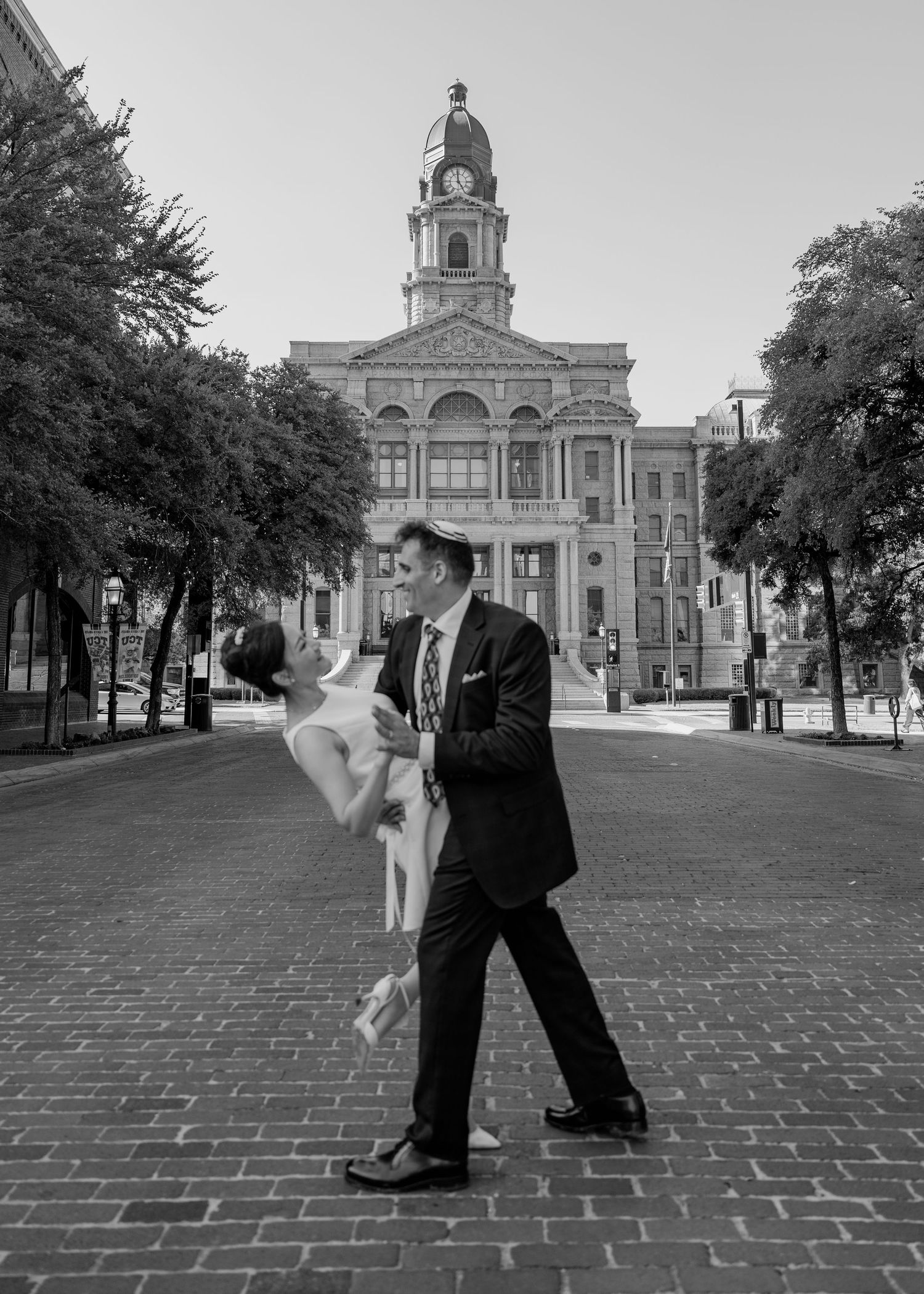 the Tarrant County historic courthouse wedding photos