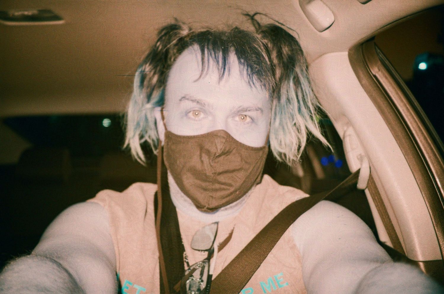 Self-portrait in the car shot on LomoChrome Turquoise film.

35mm film photo
© snapnon 2026