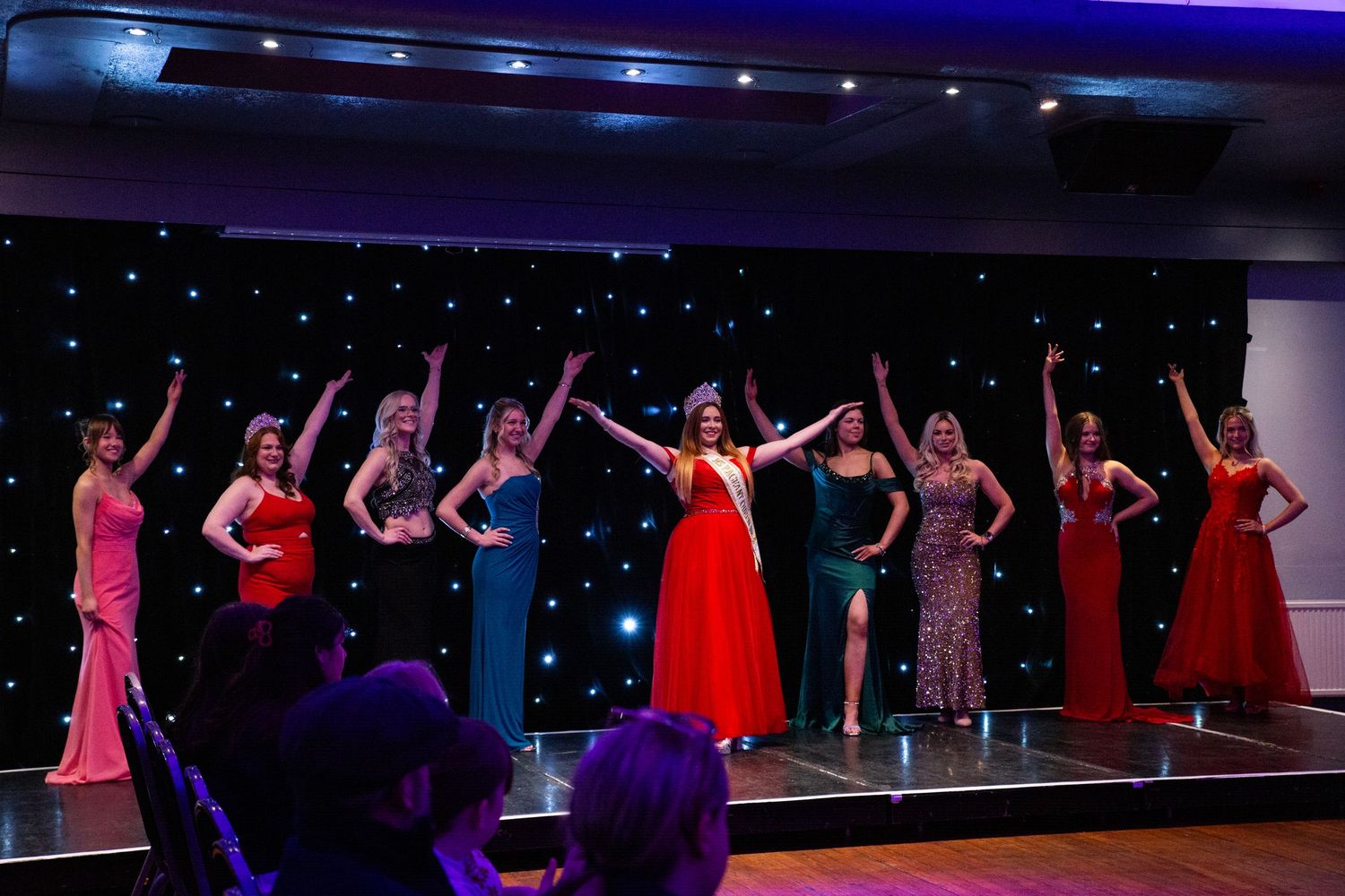 Group of models posing at a fashion show event in colour in Edinburgh.

Edinburgh Event Photographer.