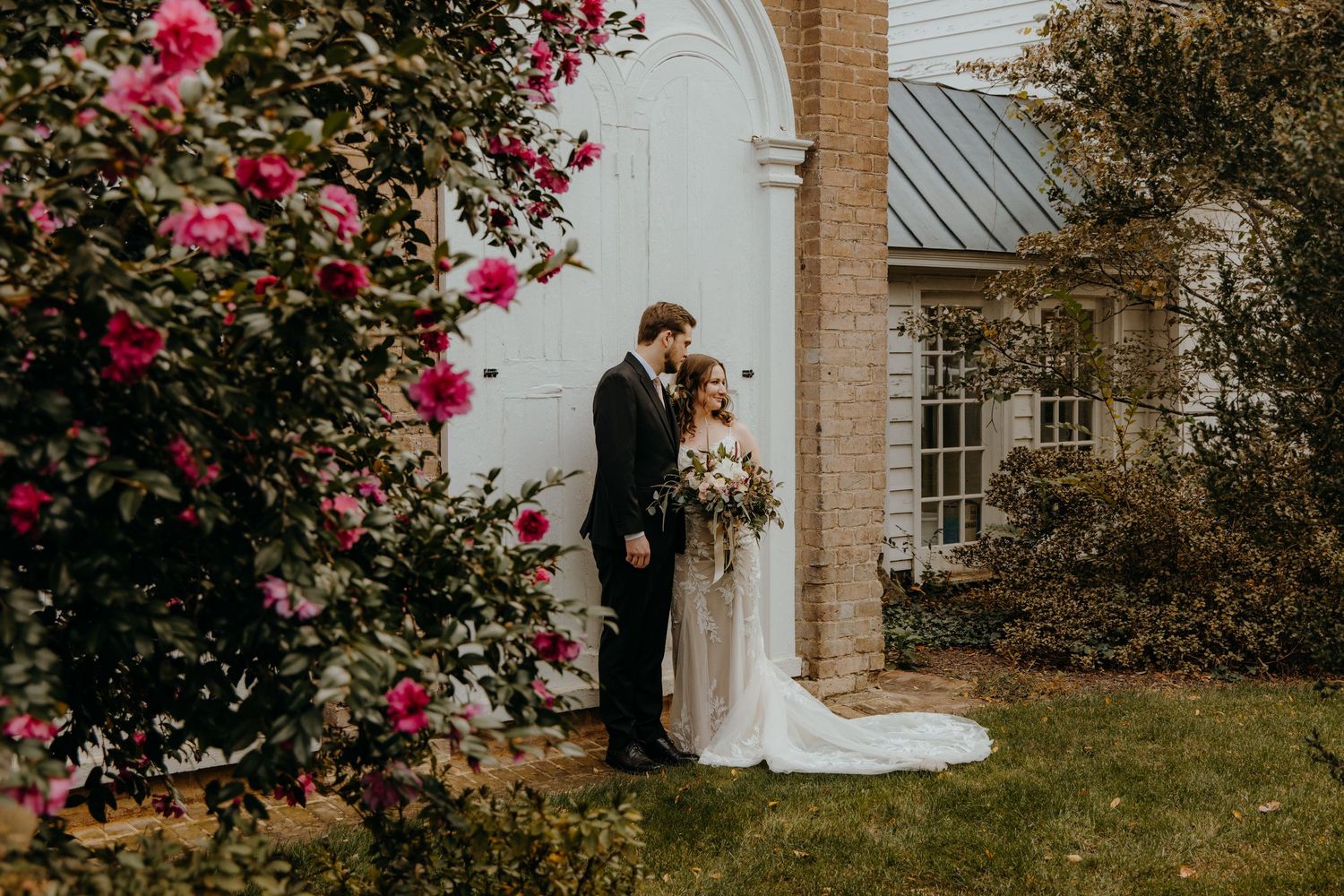 Fall wedding at the Preserve at Dundee in Richmond Virginia