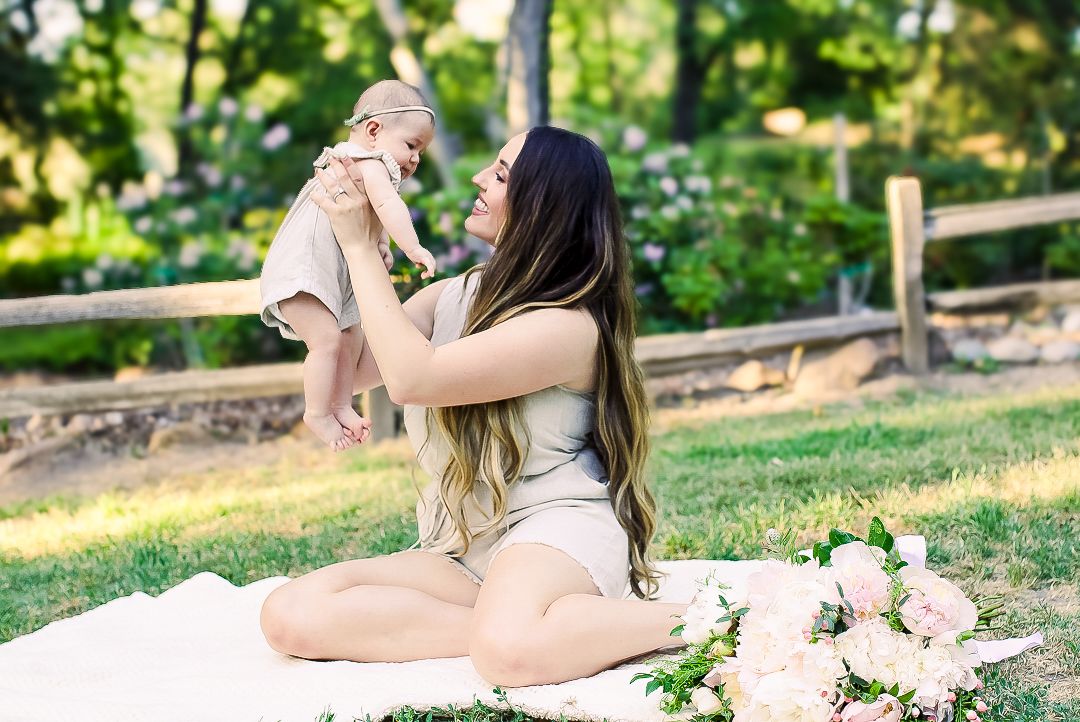 Celebrate the special bond between mother and daughter with a beautiful photoshoot. Perfect for capturing love Roseville CA