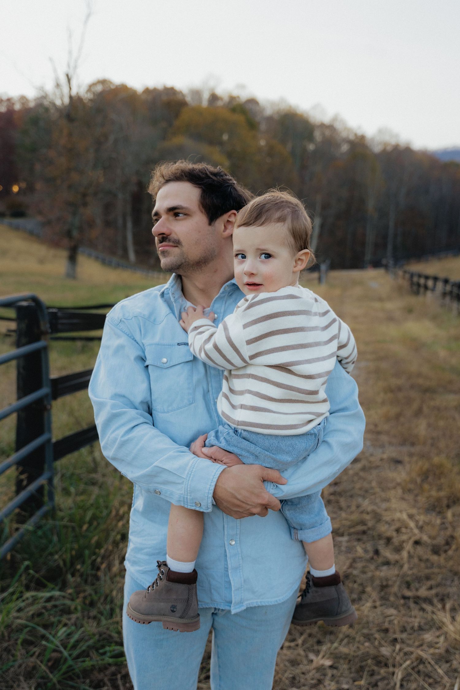 Chattanooga photographer serving Signal Mountain, Lookout Mountain, and surrounding Tennessee areas.
