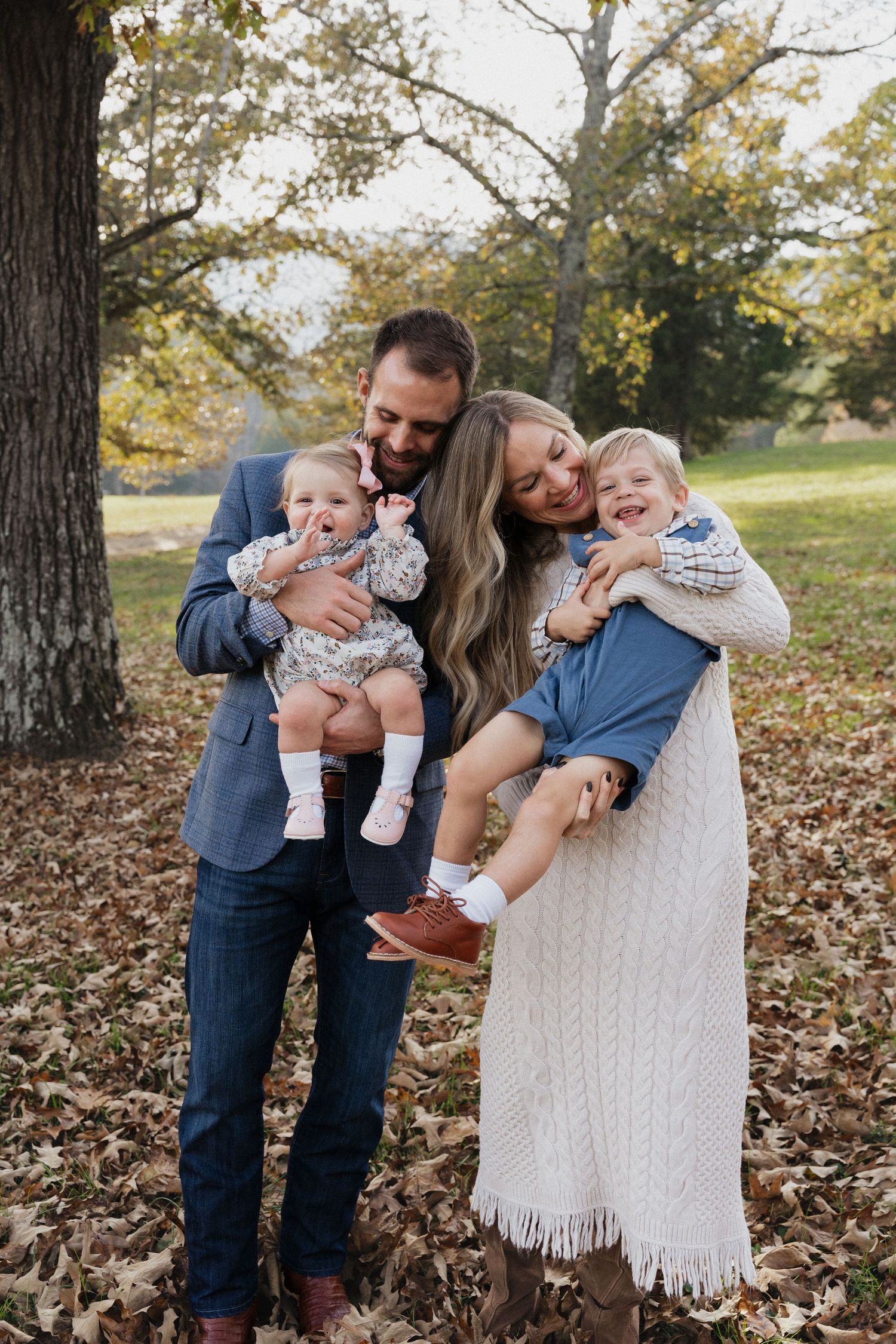 Chattanooga photographer serving Signal Mountain, Lookout Mountain, and surrounding Tennessee areas.