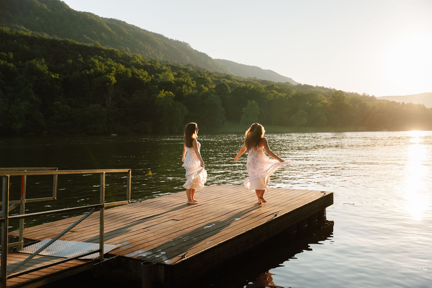 Chattanooga photographer serving Signal Mountain, Lookout Mountain, and surrounding Tennessee areas.