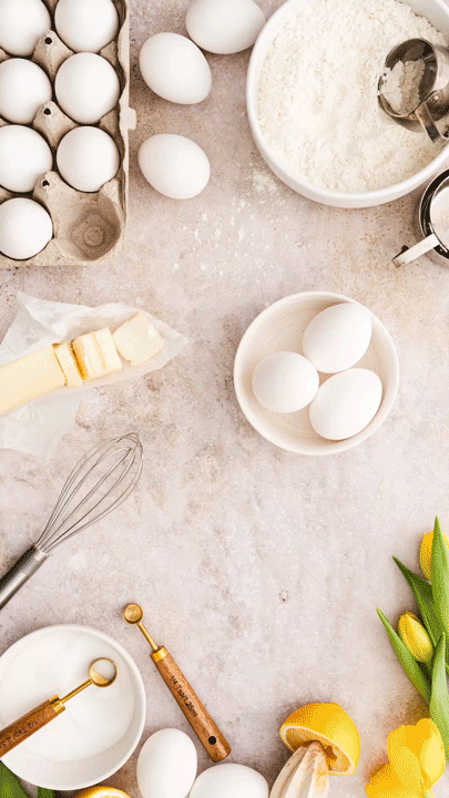 Quick stop-motion for Easter baking.
