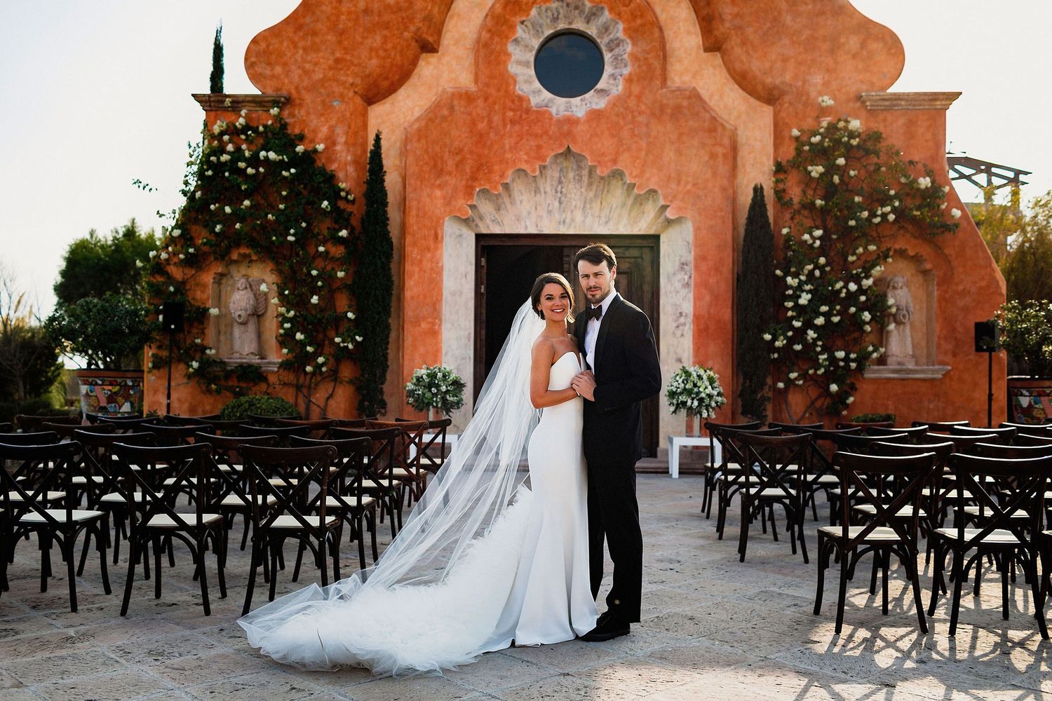 Bride and groom portrait at Hacienda San Jose La Vista in San Miguel de Allende