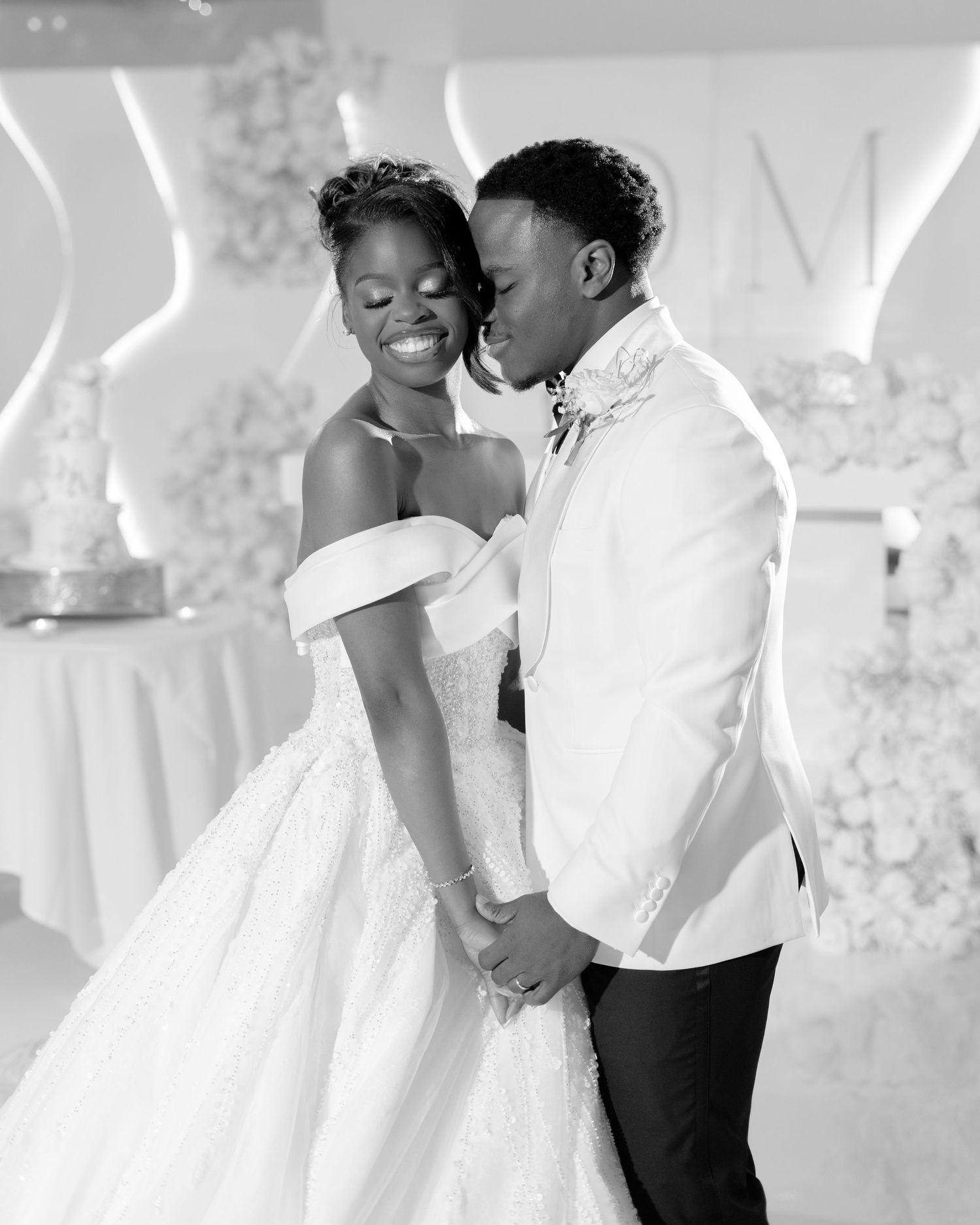 bride and groom first dance black and white