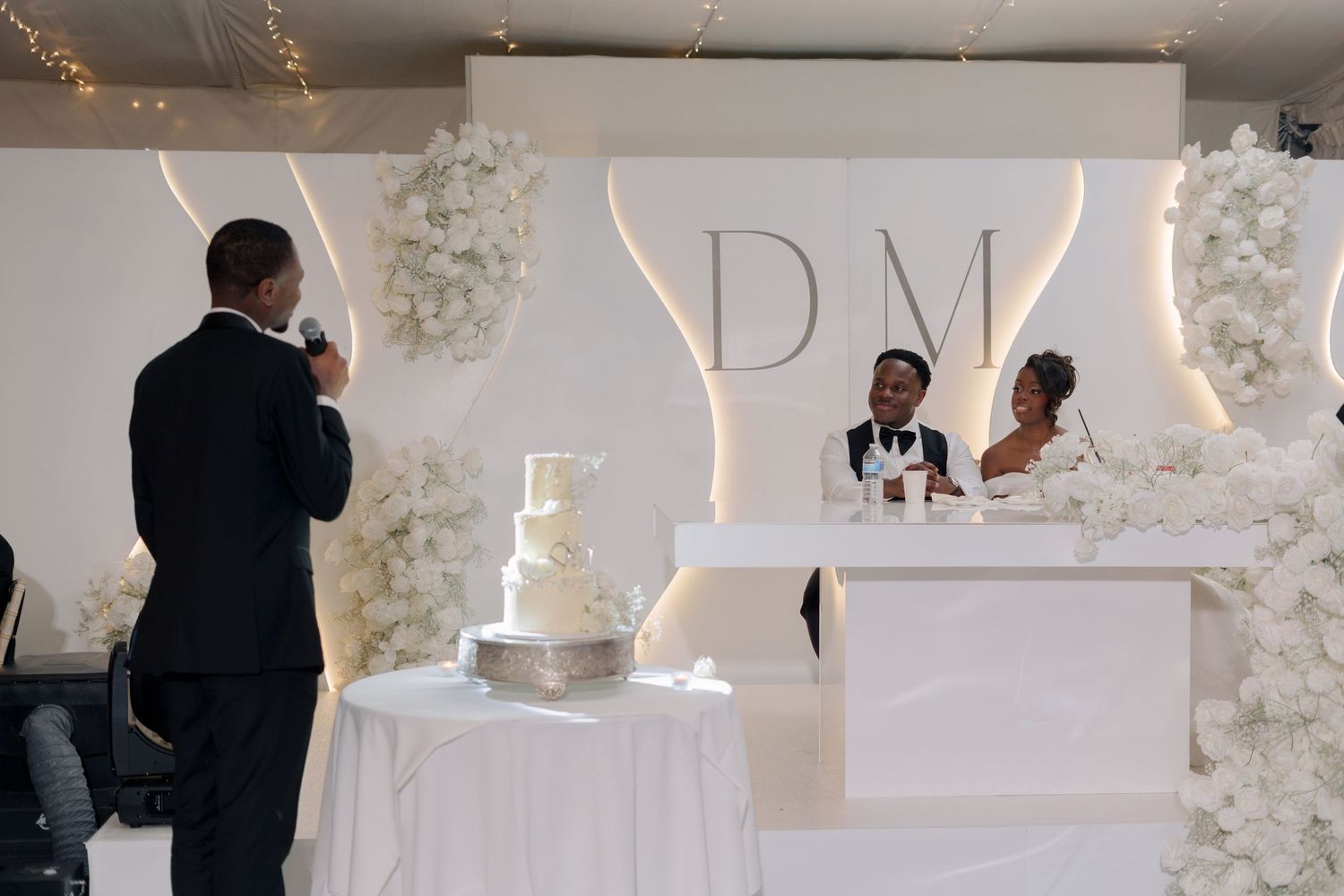 best man sharing speech at wedding reception