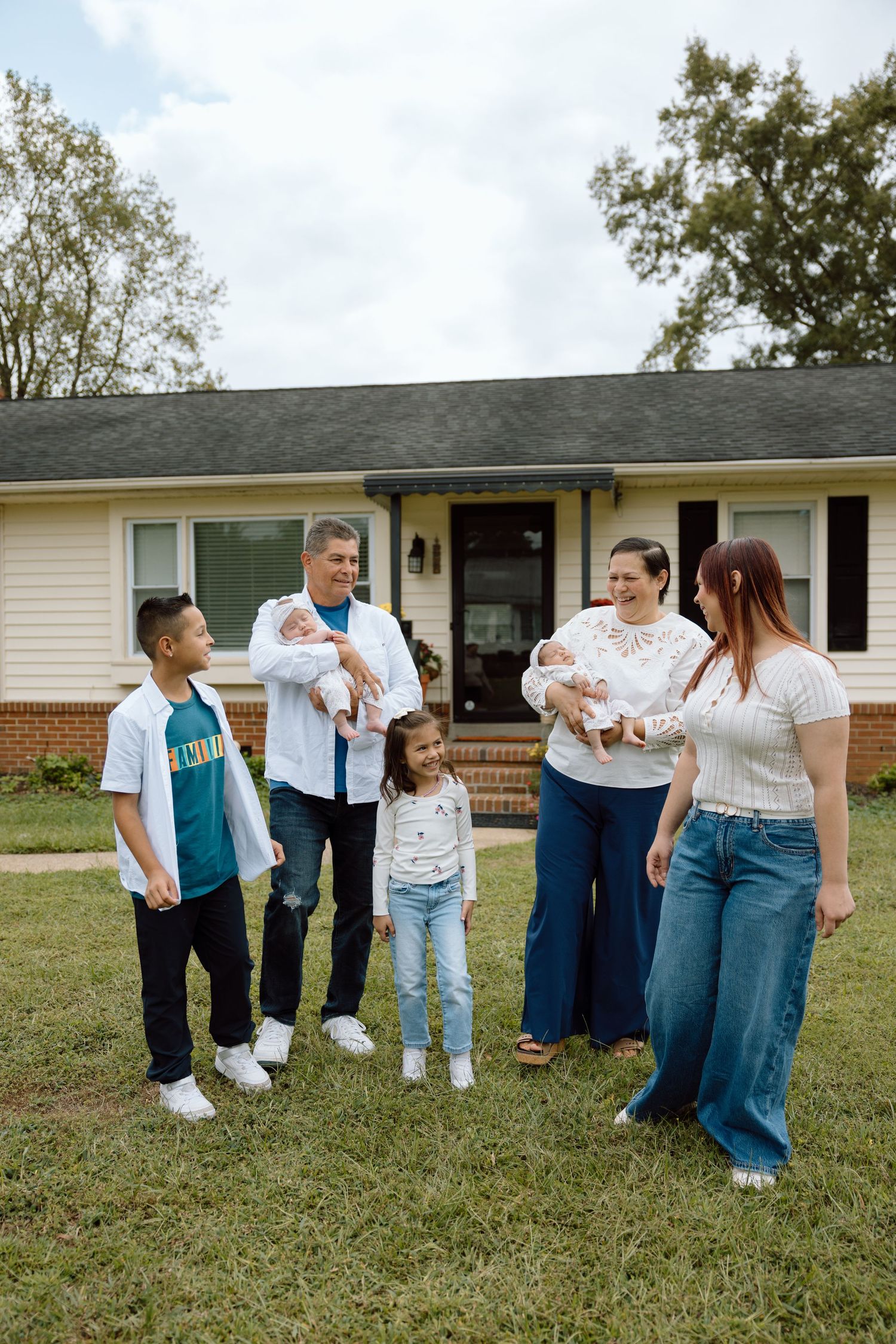 A family session with Liz Cerritos Photography in Chesterfield Virginia.