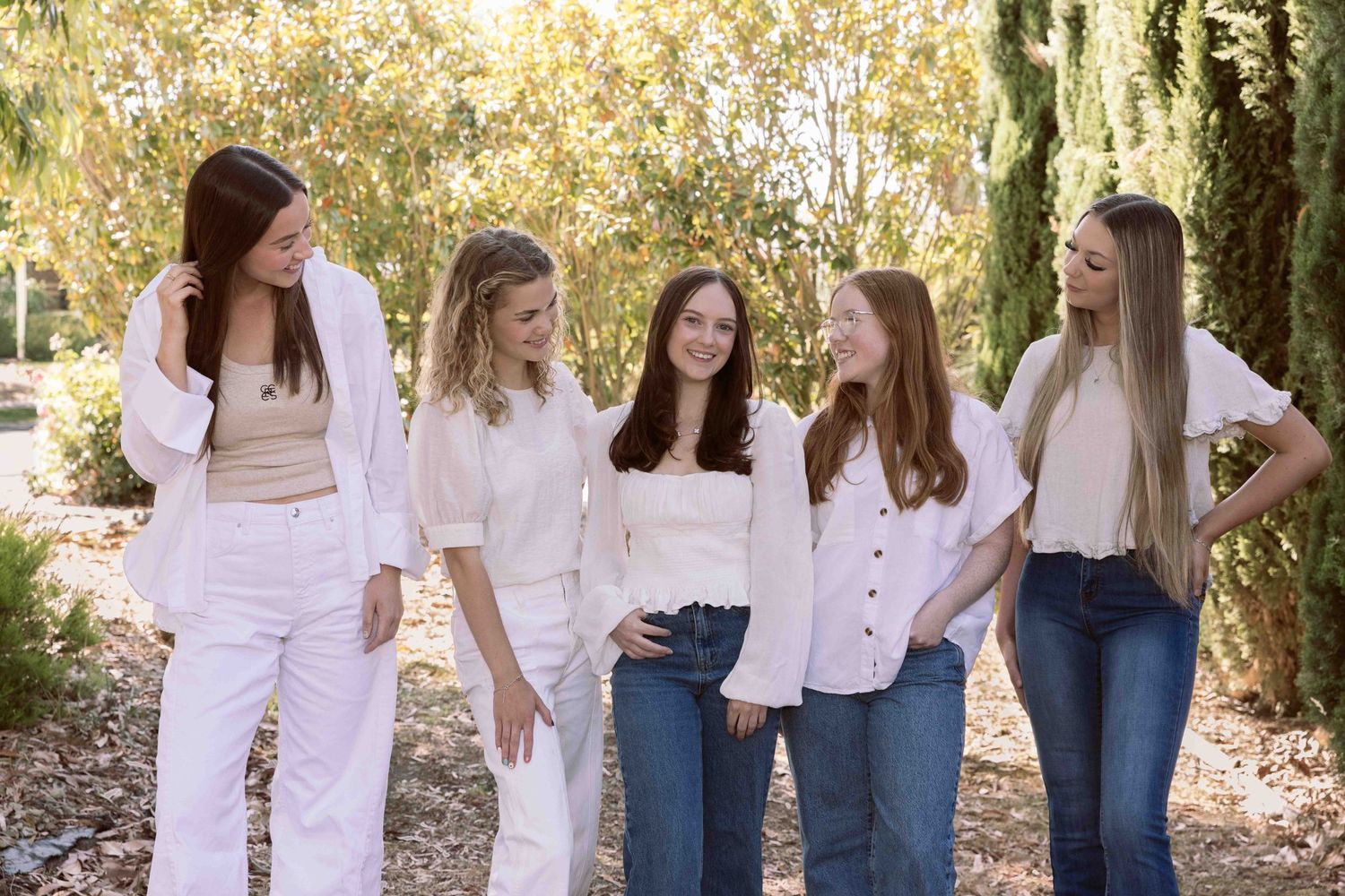 small team of women