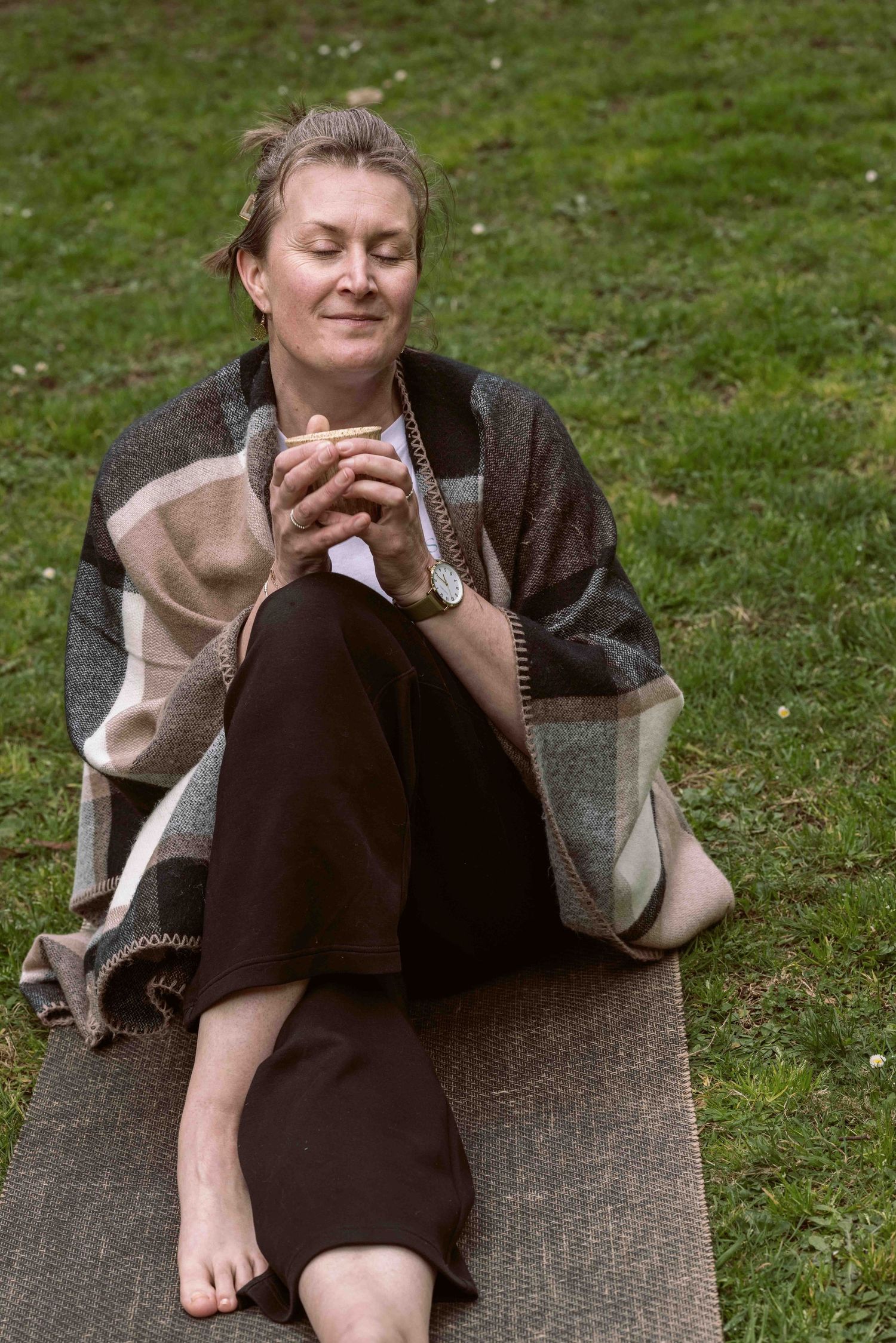 enjoying a cuppa at accomodation at Bowser by the Cottage, Mt Macedon