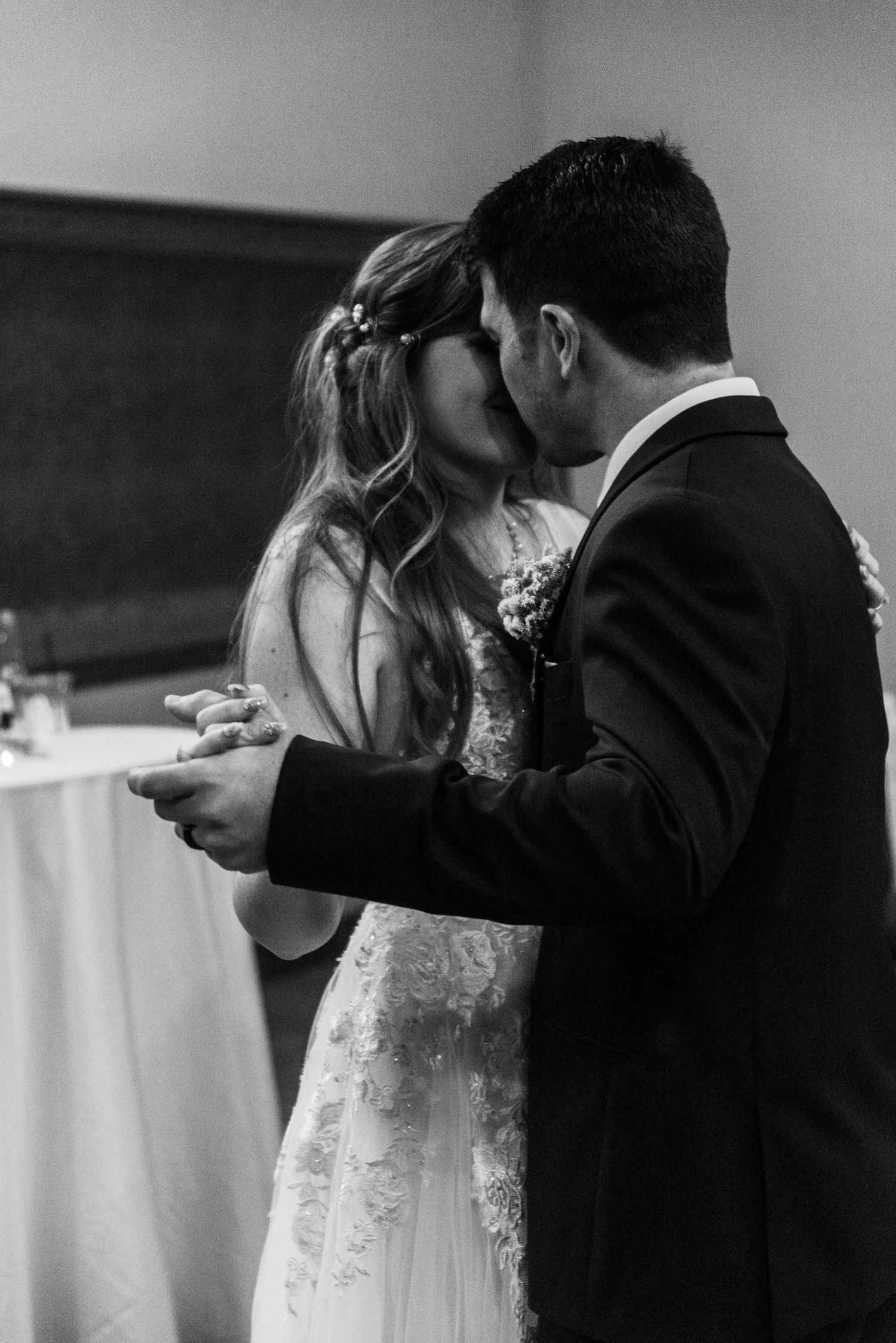 couple dancing