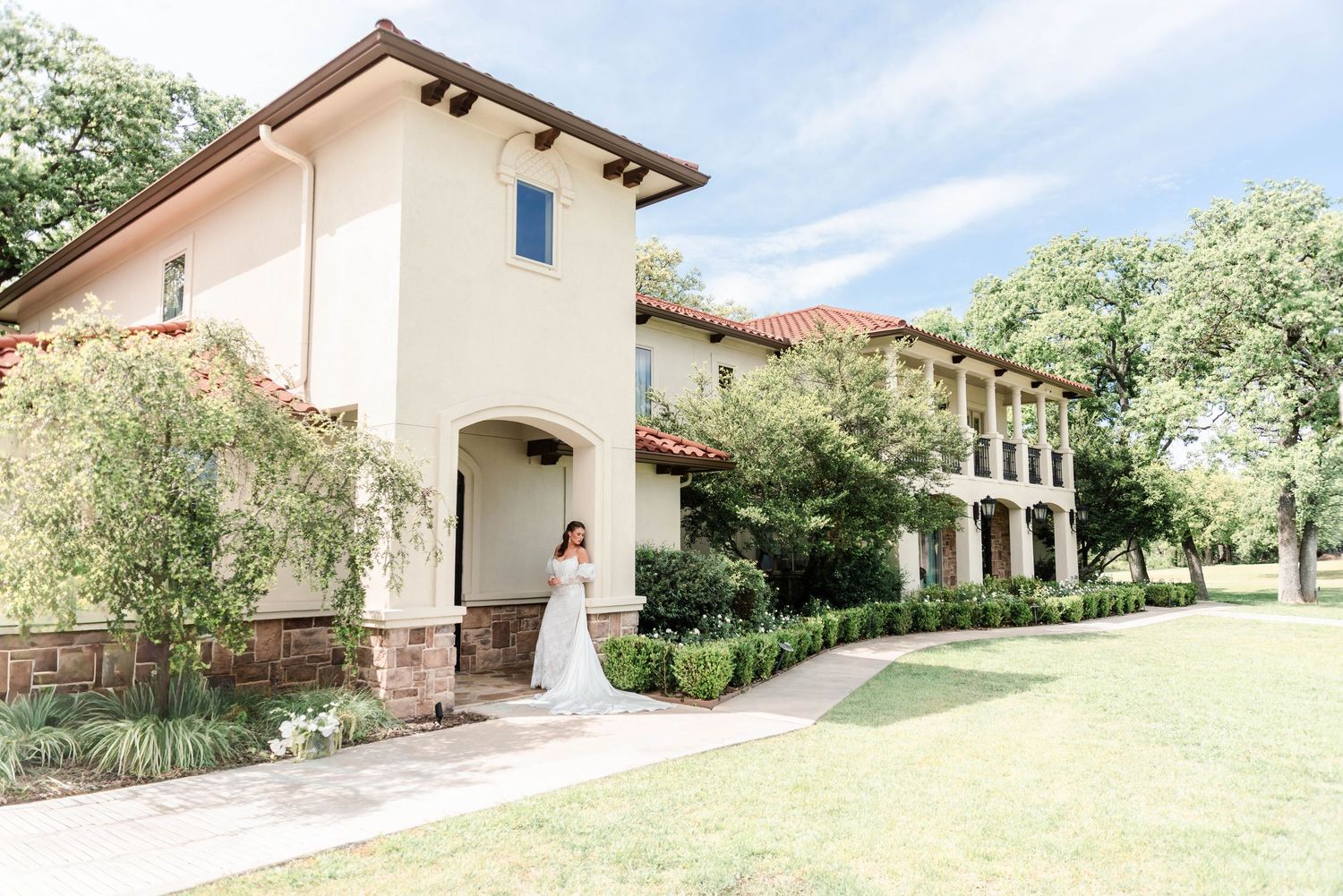 Venue view of the bride in the archway