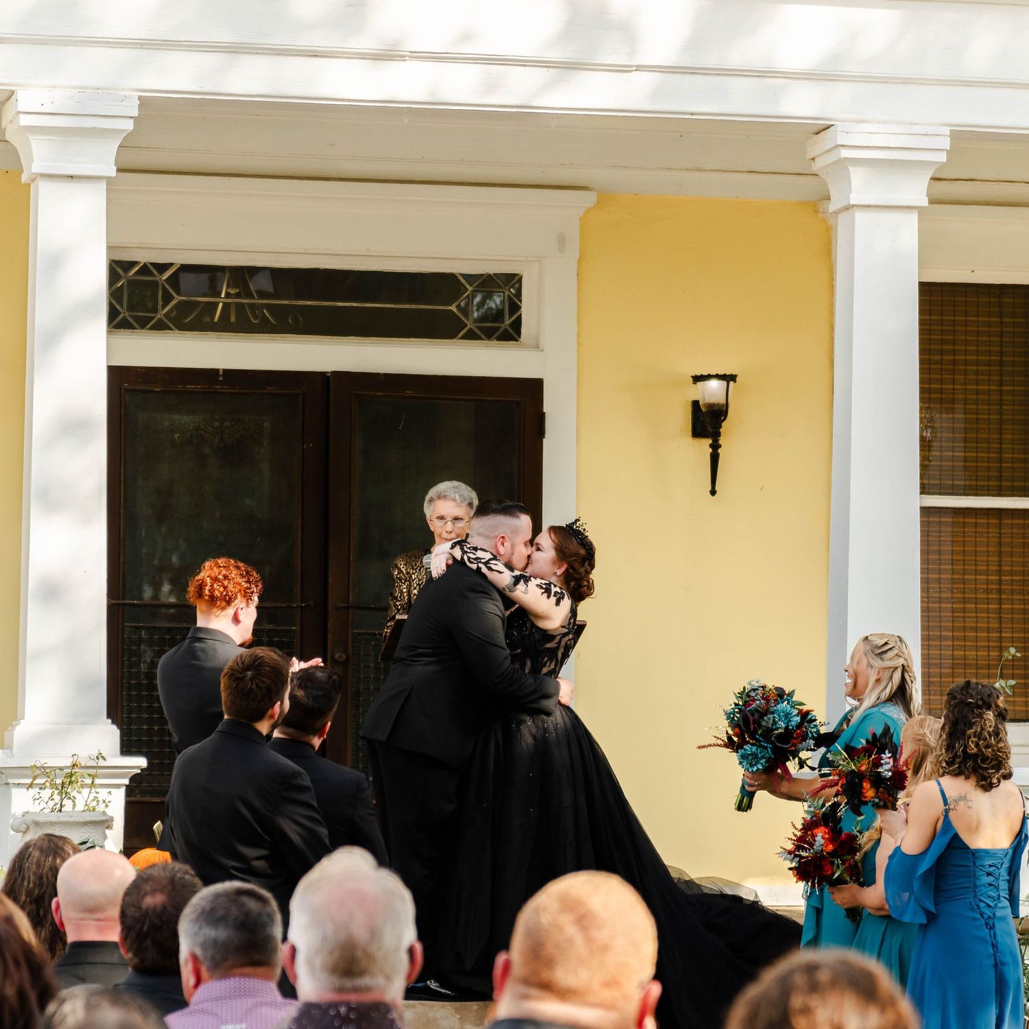 couples first kiss married