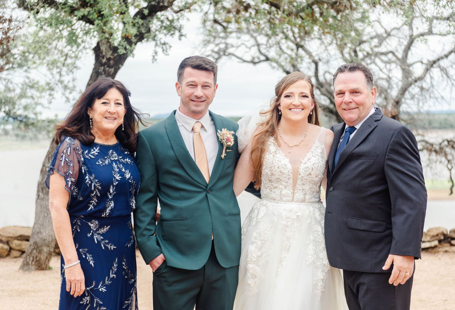 a groom and his parents