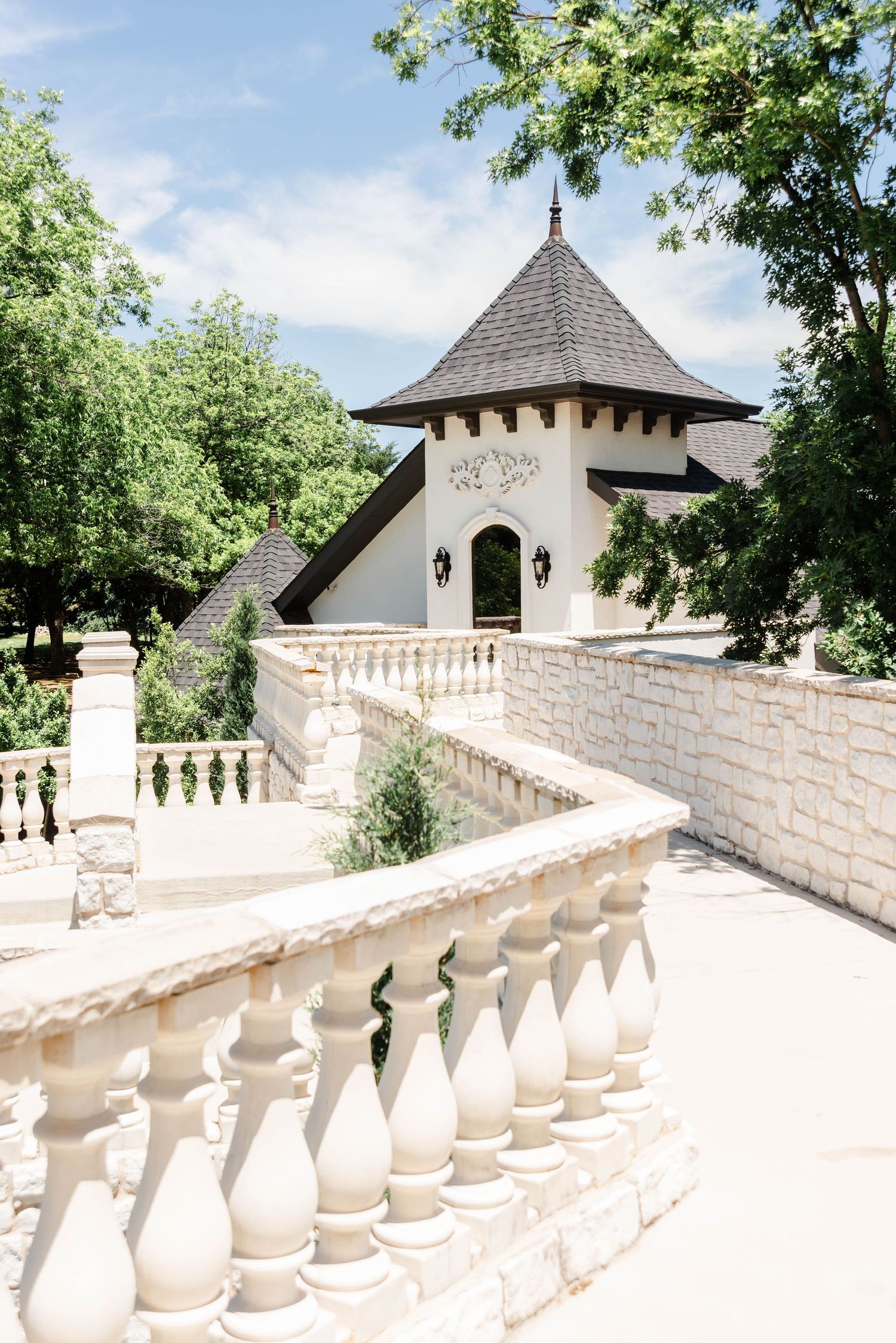 upstairs patio walkway