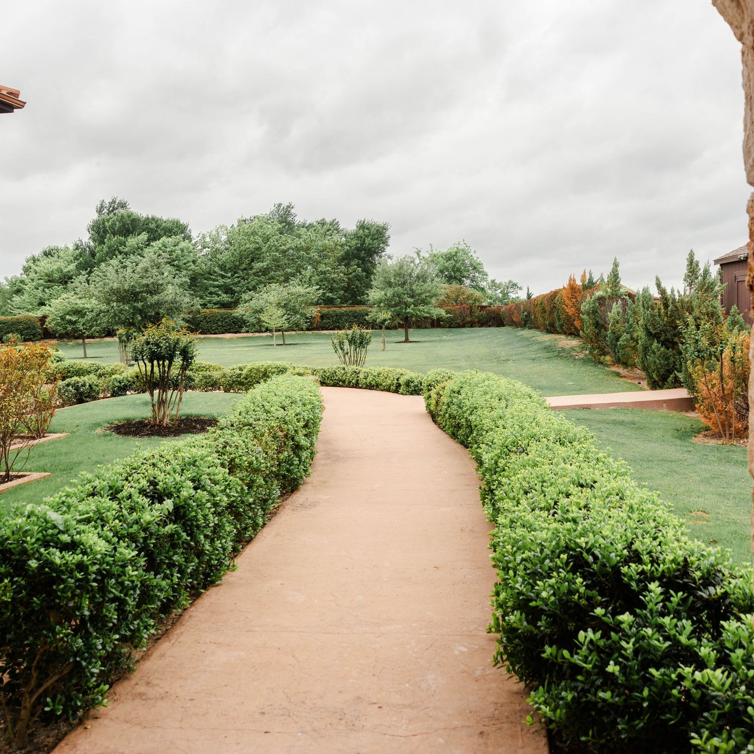 garden walkway path