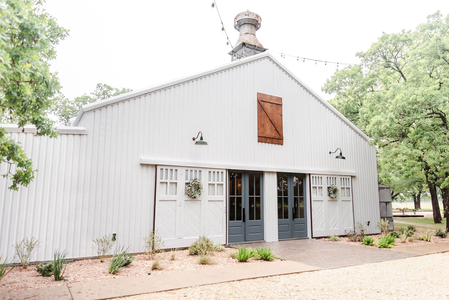 Vintage Oaks Venue in Axtell, TX