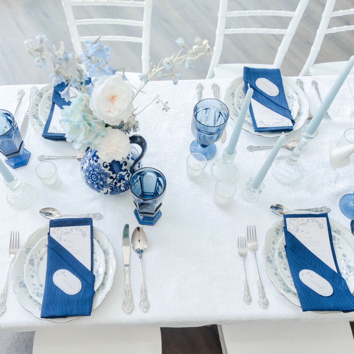 table placements for blue and white