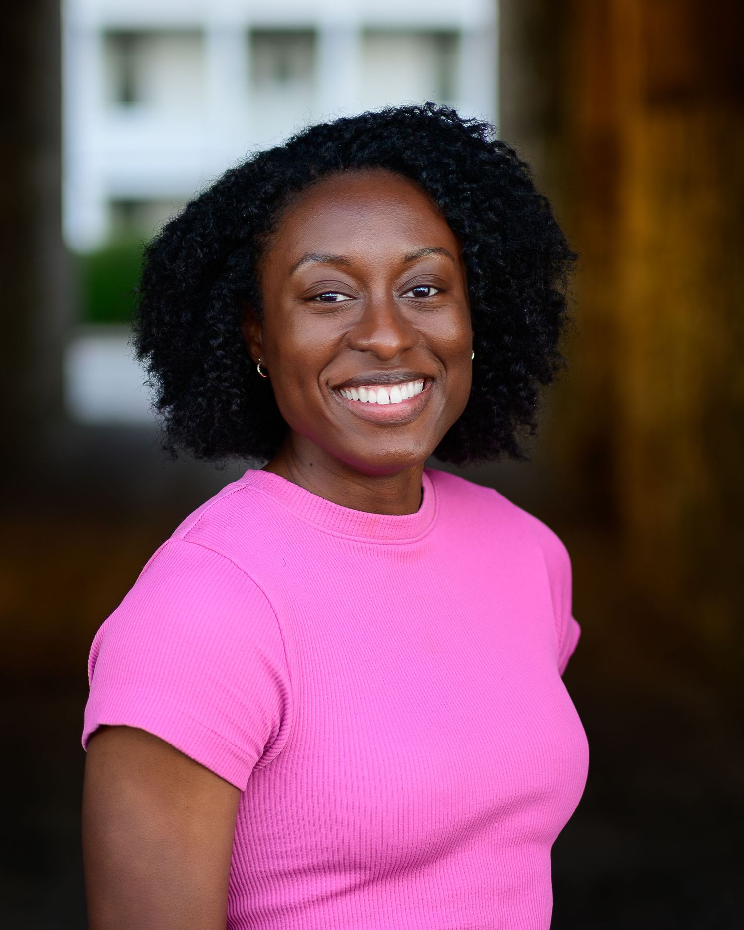 Professional headshots in the 757 – Yorktown and Hampton Roads headshot photographer for business headshots, actor headshots, and performer