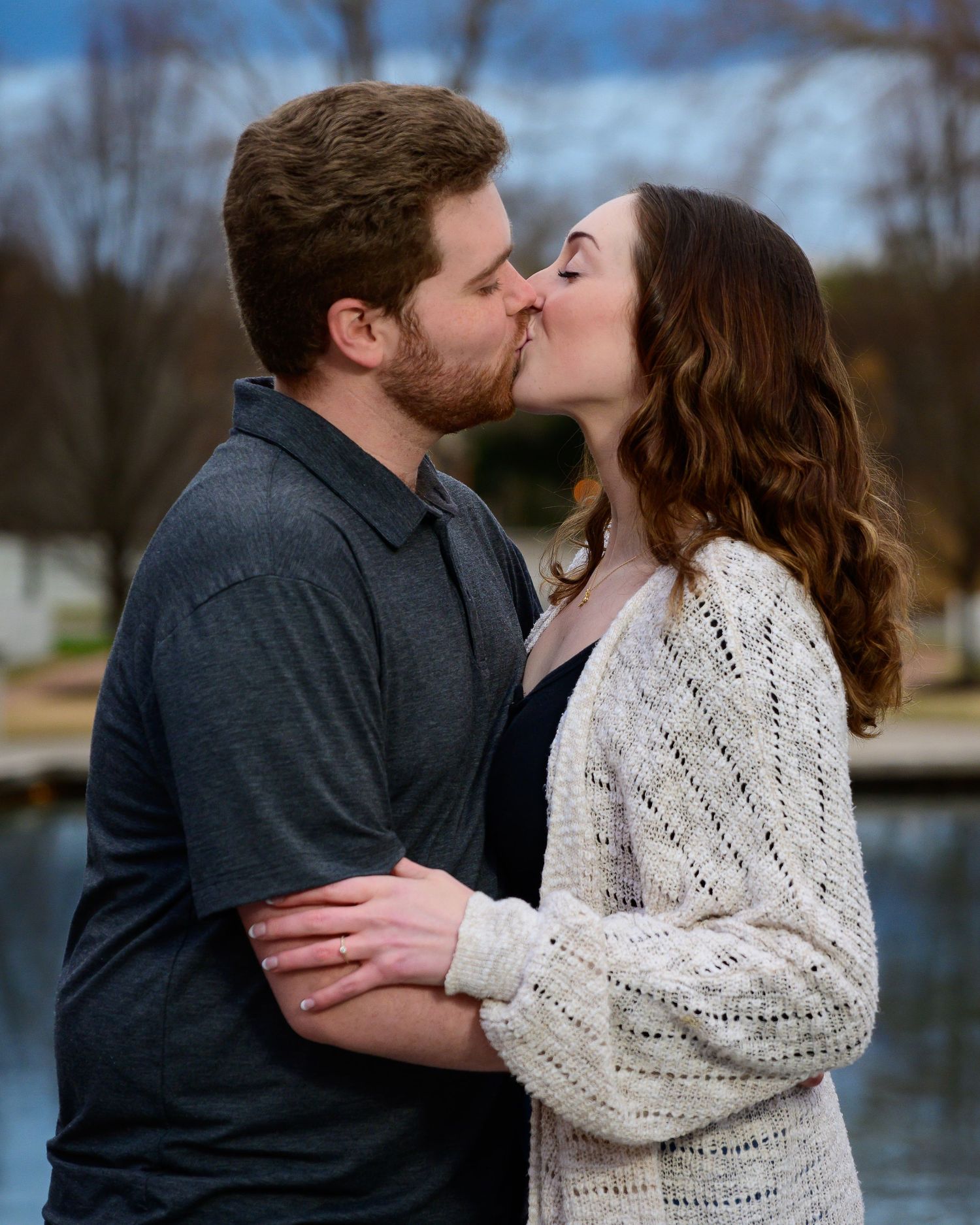 Engagement photography 757, Hampton Roads couples, romantic photo sessions, outdoor engagement shoots, Williamsburg engagement portraits.