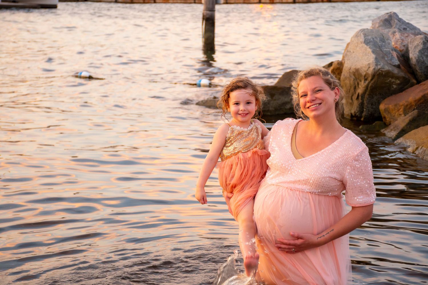 Maternity portraits 757, Williamsburg, Maternity photography, outdoor Maternity photos, Virginia, Hampton Roads Maternity photographer.