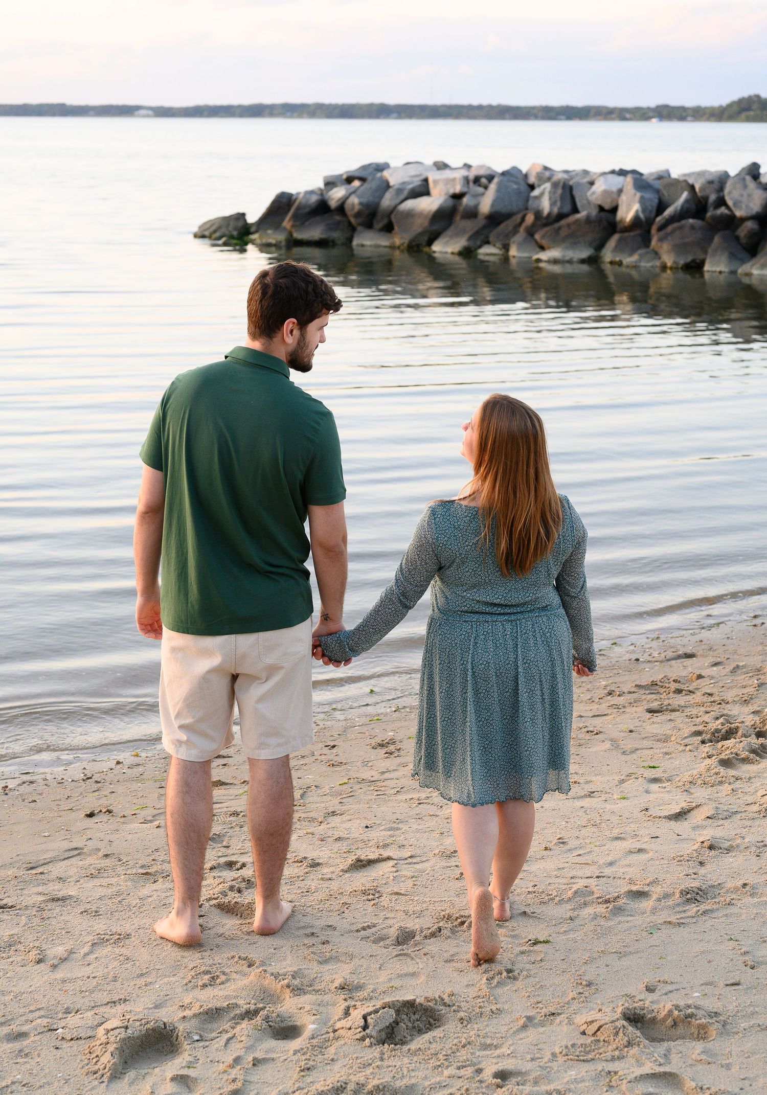 Engagement photography 757, Hampton Roads couples, romantic photo sessions, outdoor engagement shoots, beach engagements. Yorktown beach