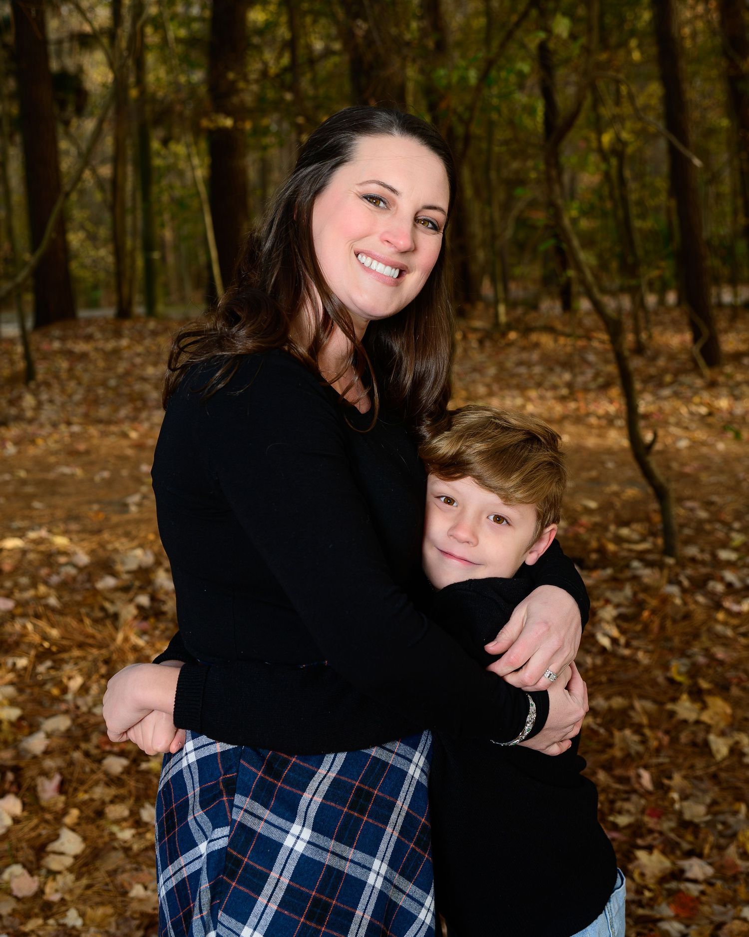 Family portraits 757, Williamsburg family photography, outdoor family photos Virginia, Hampton Roads family photographer, creative sessions.