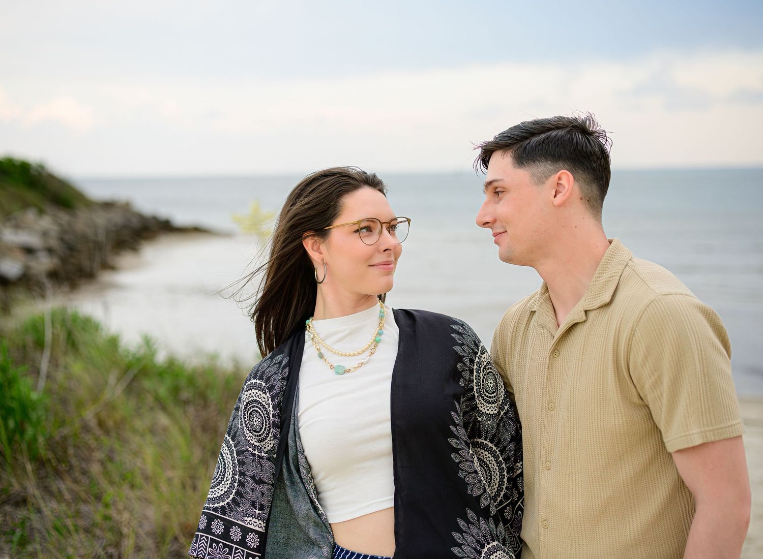 Engagement photography 757, Hampton Roads couples, romantic photo sessions, outdoor engagement shoots, Beach engagement photos.