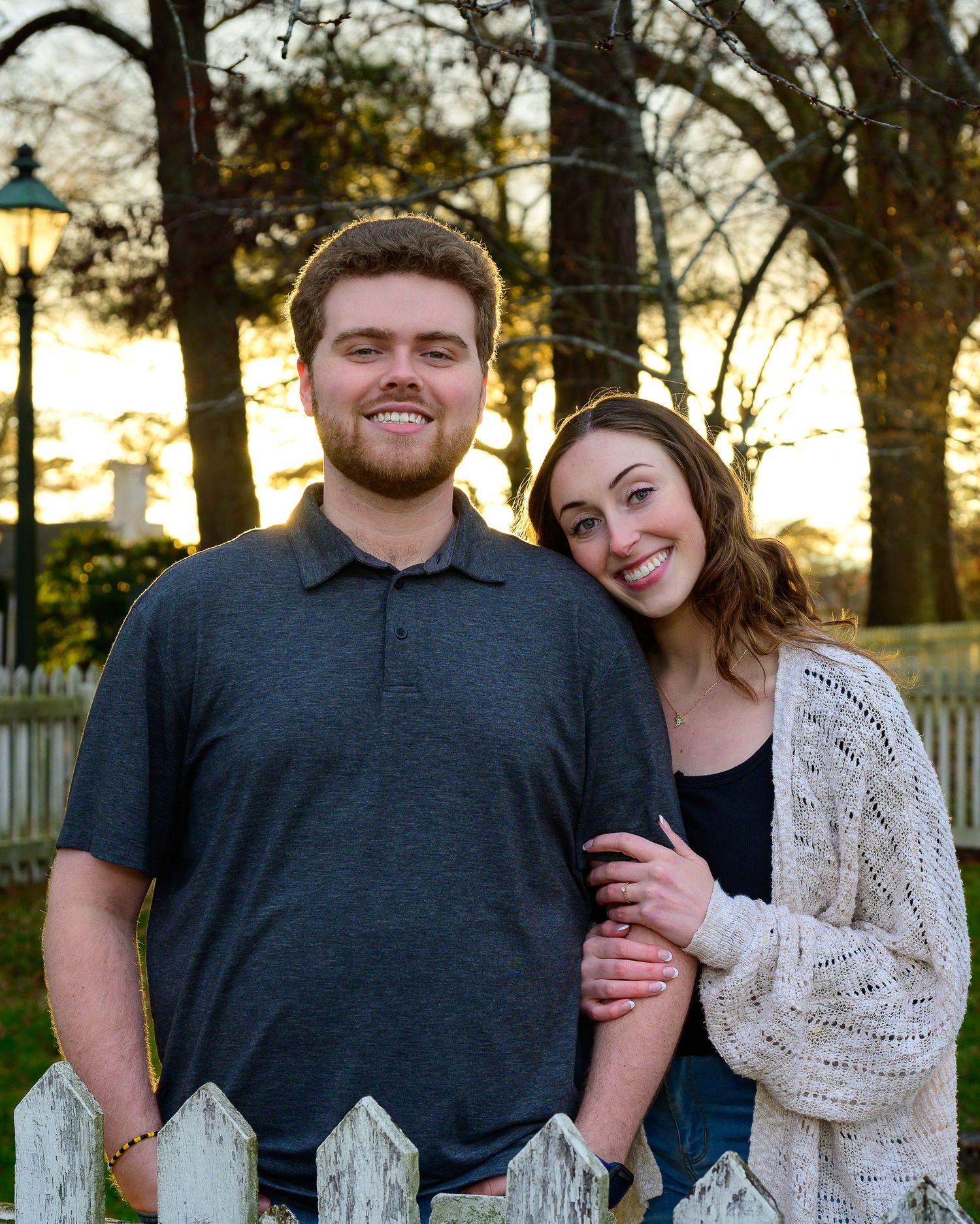 Engagement photography 757, Hampton Roads couples, romantic photo sessions, outdoor engagement shoots, Williamsburg engagement portraits.