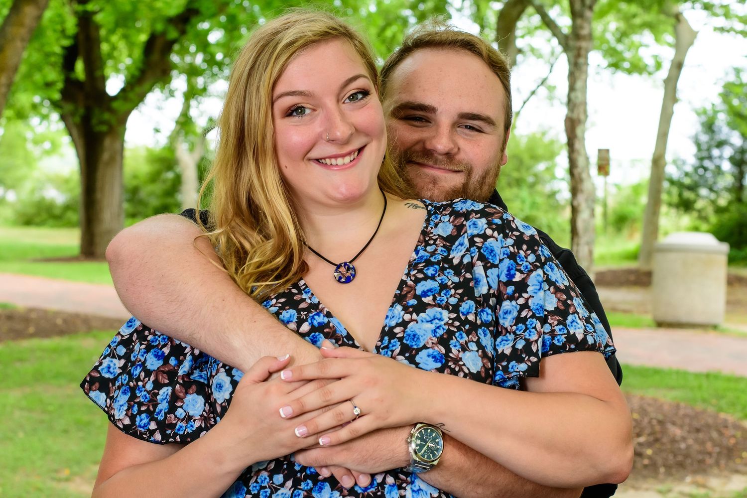 Engagement photography 757, Hampton Roads couples, romantic photo sessions, outdoor engagement shoots, Yorktown, beach engagement portraits.