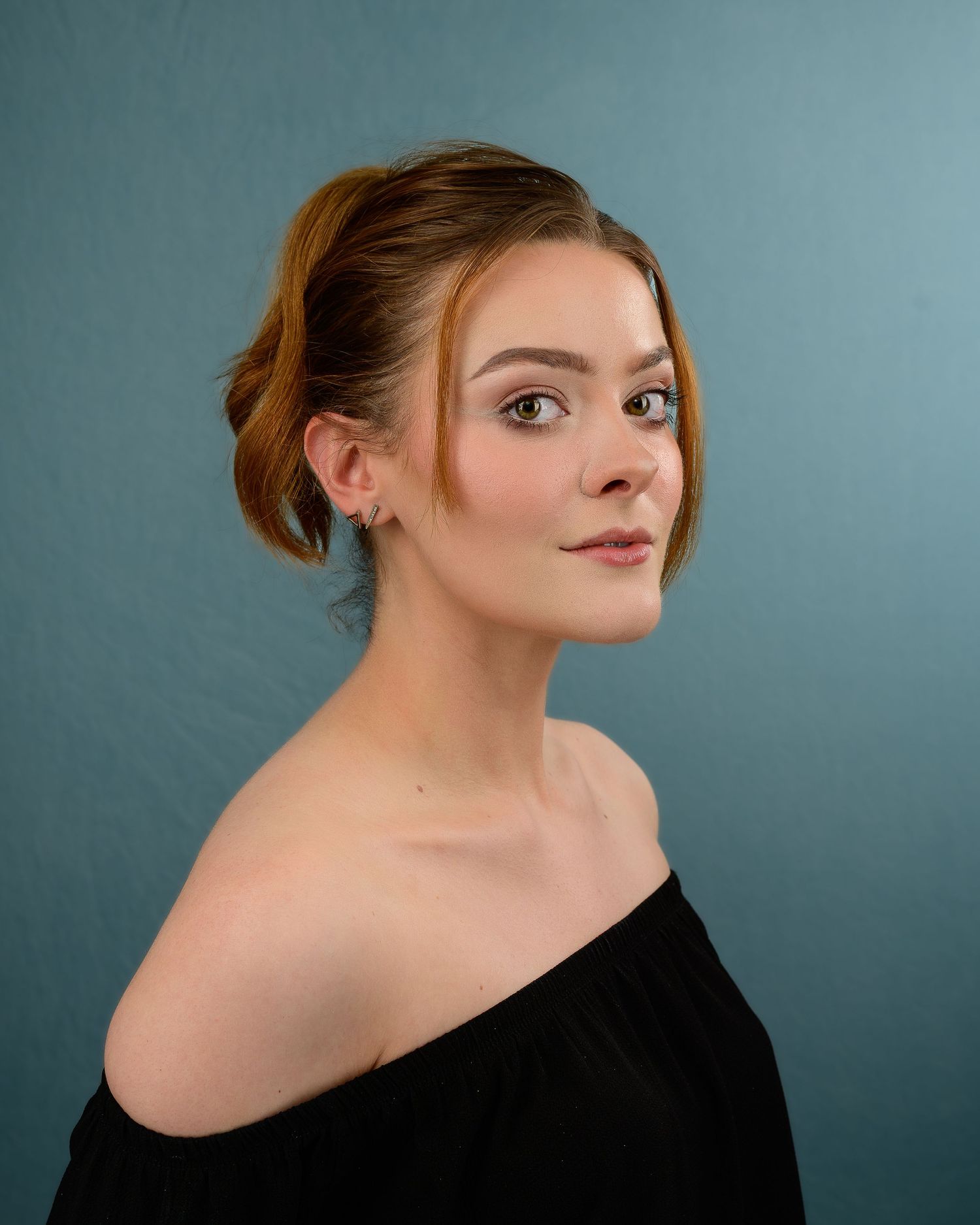 Professional headshots in the 757 – Yorktown and Hampton Roads headshot photographer for business headshots, actor headshots, and performer